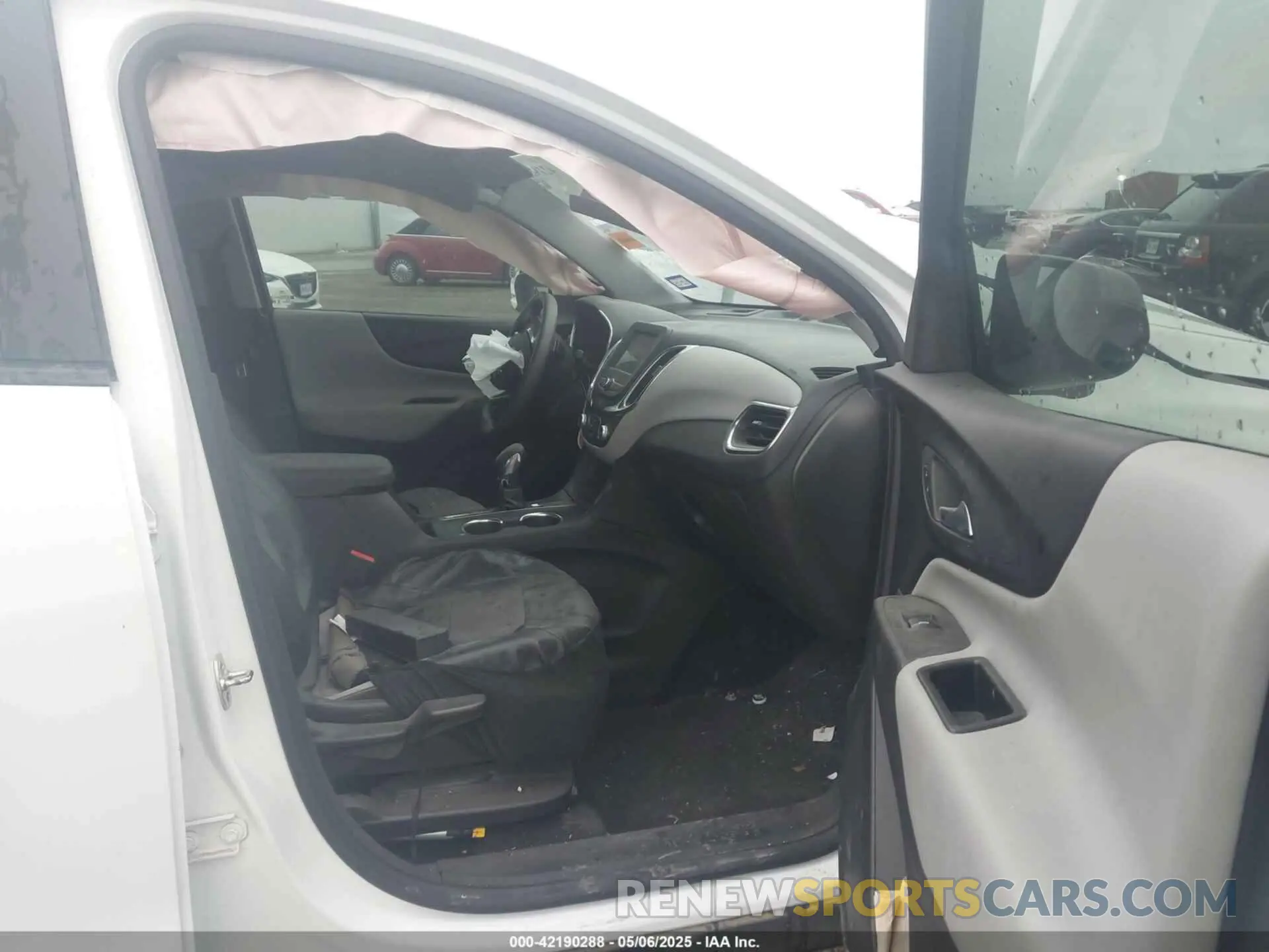 5 Photograph of a damaged car 3GNAXHEG5RL200500 CHEVROLET EQUINOX 2024