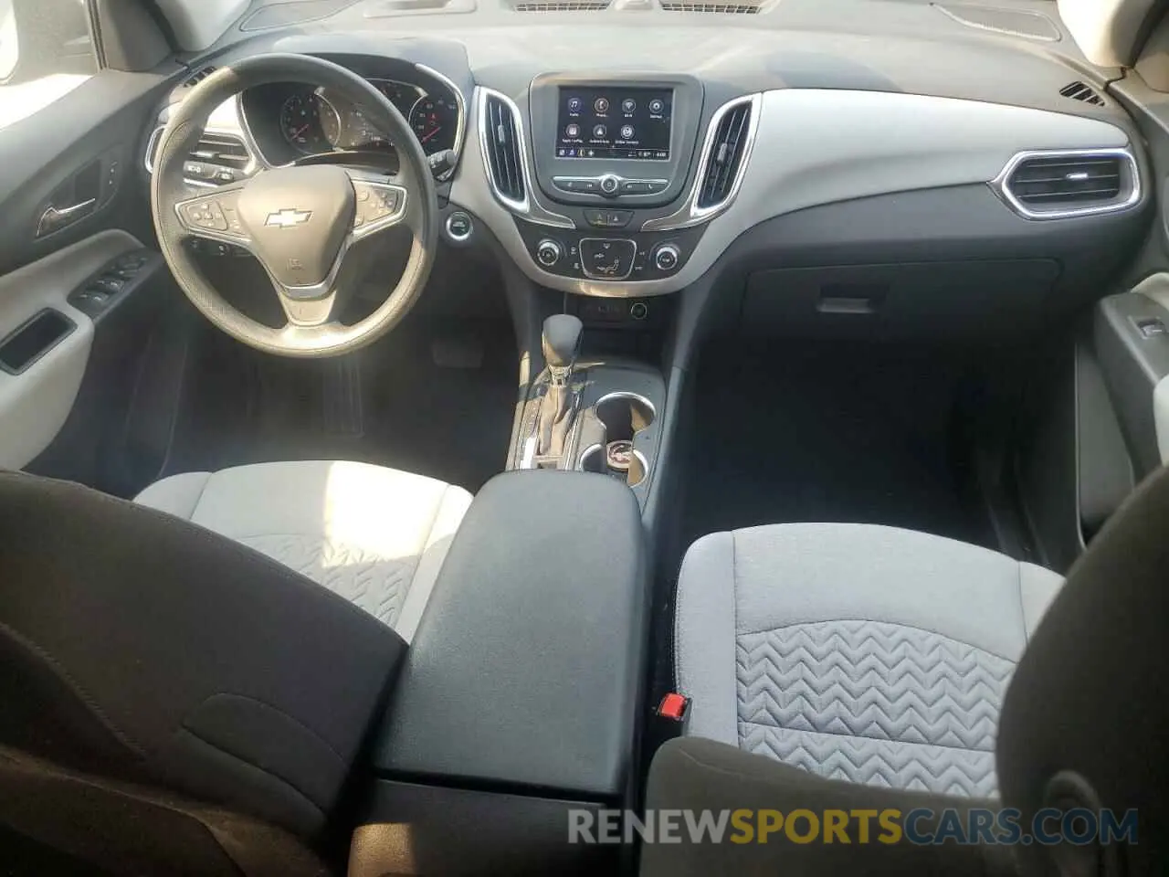 8 Photograph of a damaged car 3GNAXHEG5RL205096 CHEVROLET EQUINOX 2024