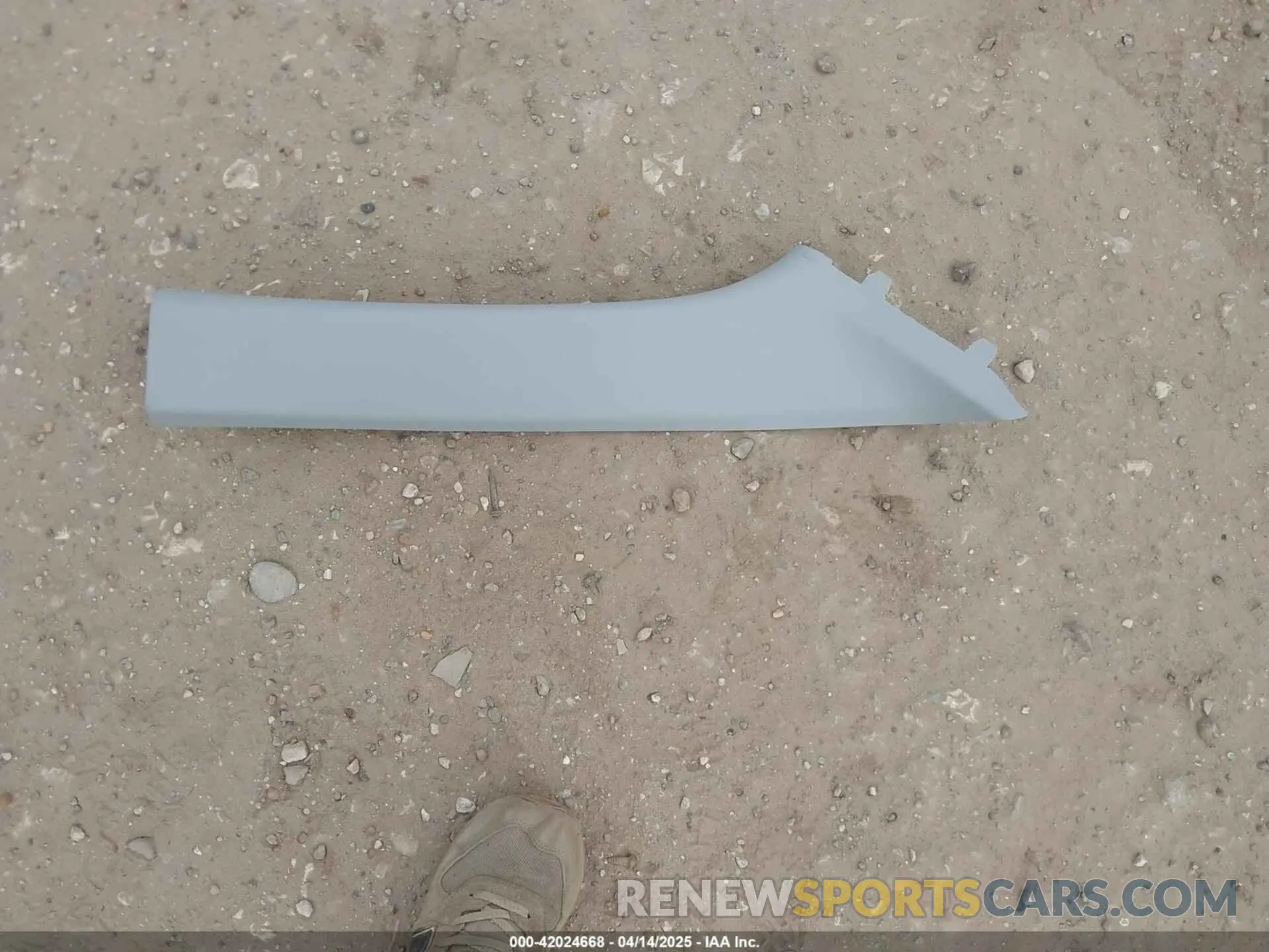 12 Photograph of a damaged car 3GNAXHEG5RL264469 CHEVROLET EQUINOX 2024