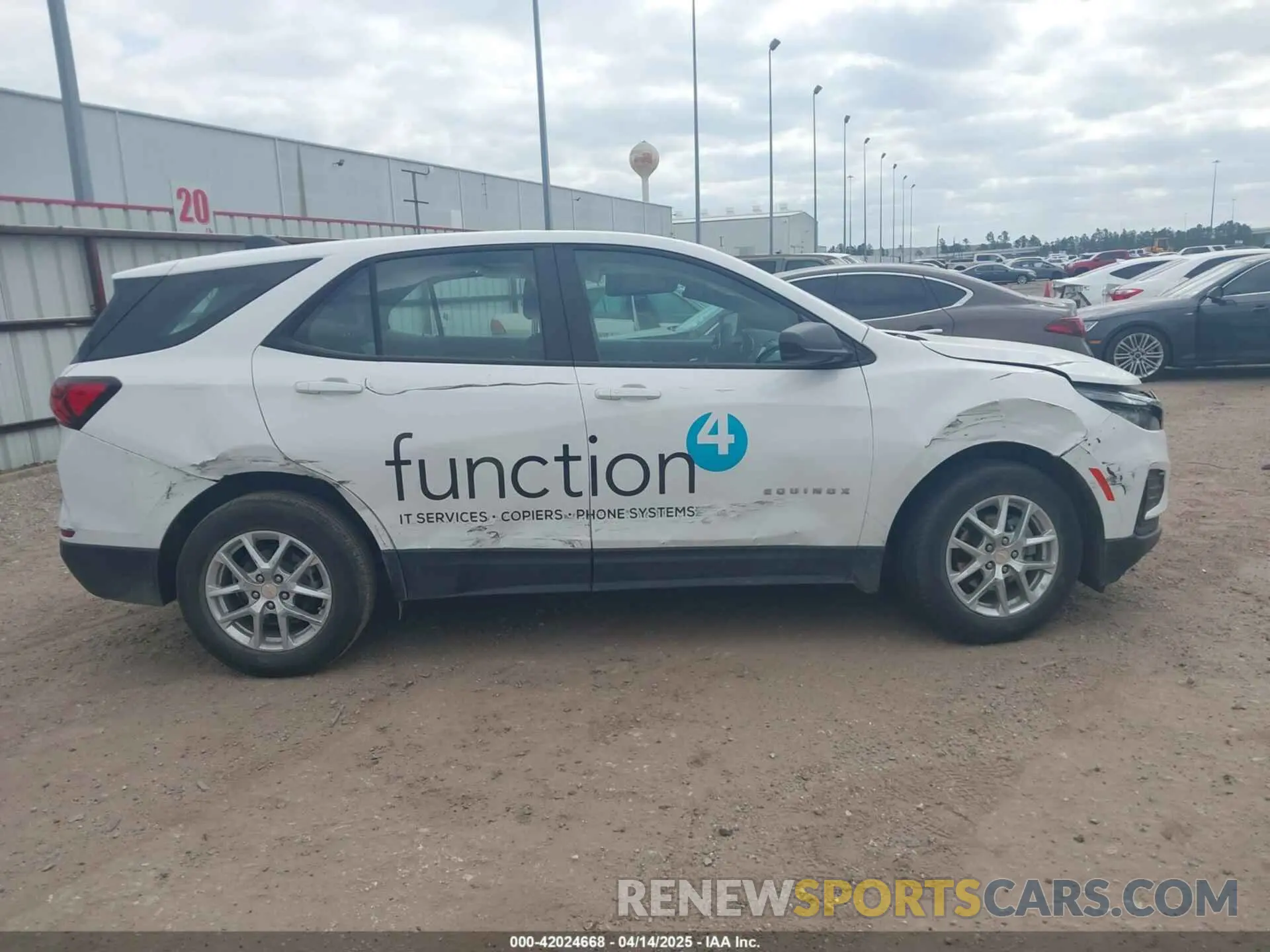 14 Photograph of a damaged car 3GNAXHEG5RL264469 CHEVROLET EQUINOX 2024