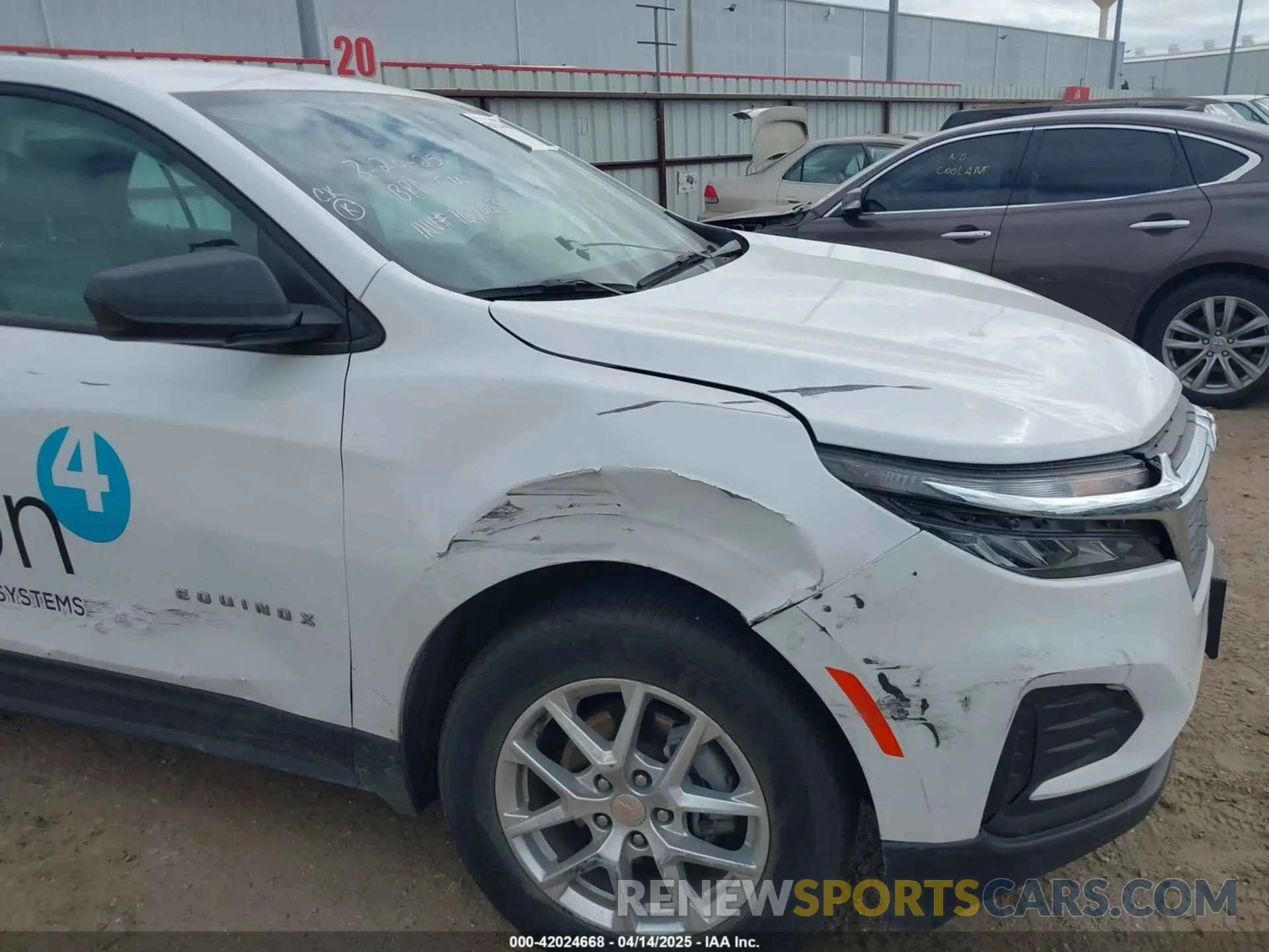 18 Photograph of a damaged car 3GNAXHEG5RL264469 CHEVROLET EQUINOX 2024