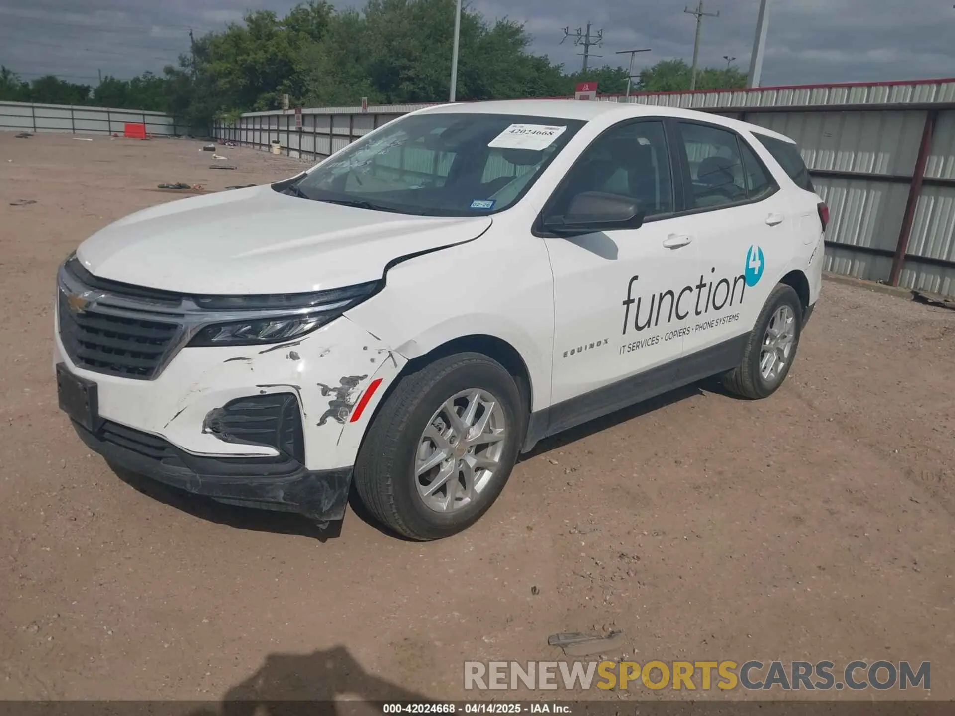 2 Photograph of a damaged car 3GNAXHEG5RL264469 CHEVROLET EQUINOX 2024