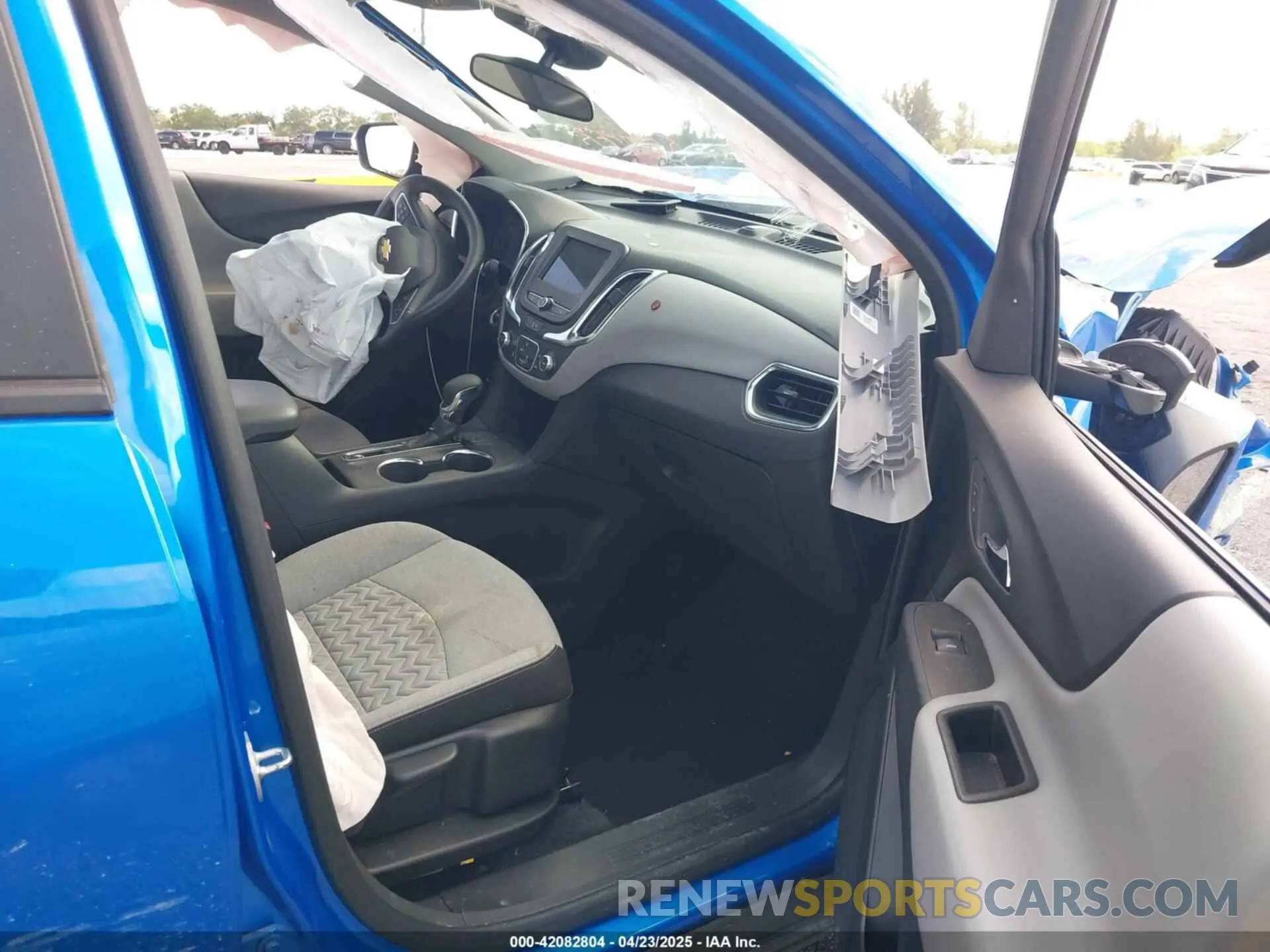 5 Photograph of a damaged car 3GNAXHEG6RL119442 CHEVROLET EQUINOX 2024
