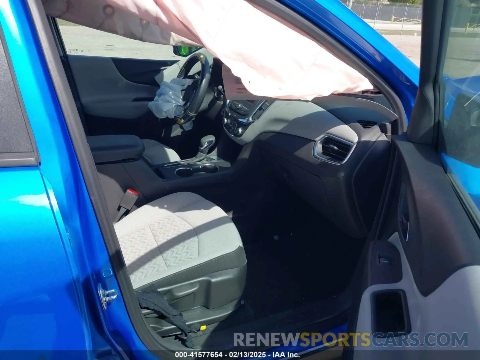 5 Photograph of a damaged car 3GNAXHEG6RL181438 CHEVROLET EQUINOX 2024