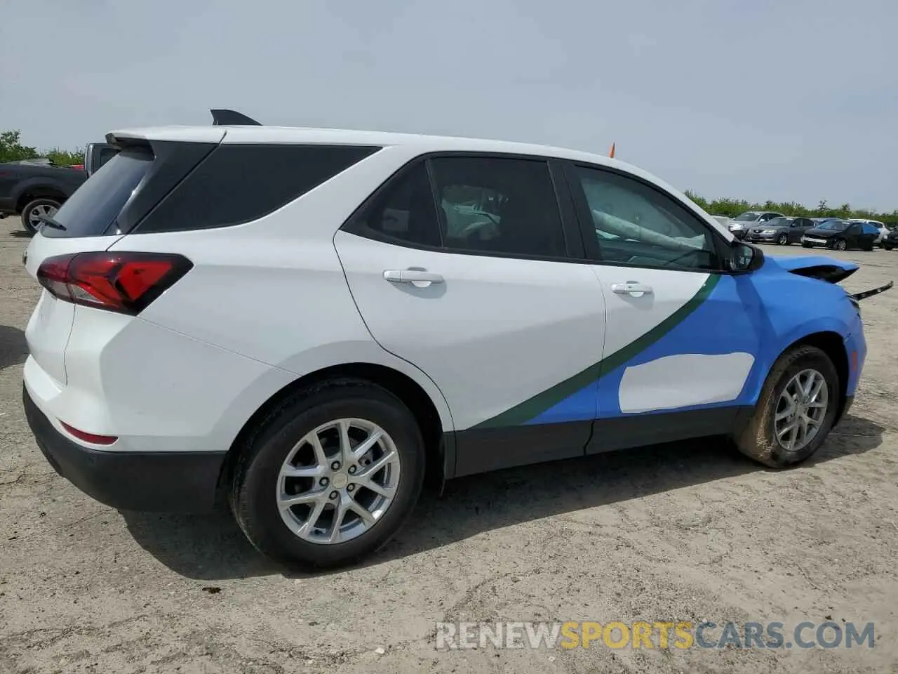3 Photograph of a damaged car 3GNAXHEG6RL182122 CHEVROLET EQUINOX 2024