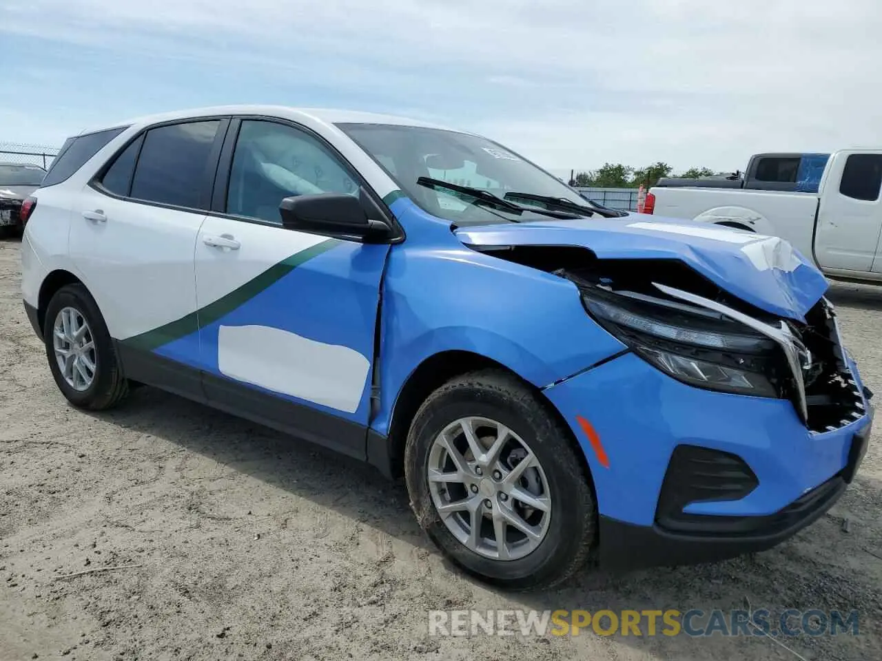 4 Photograph of a damaged car 3GNAXHEG6RL182122 CHEVROLET EQUINOX 2024