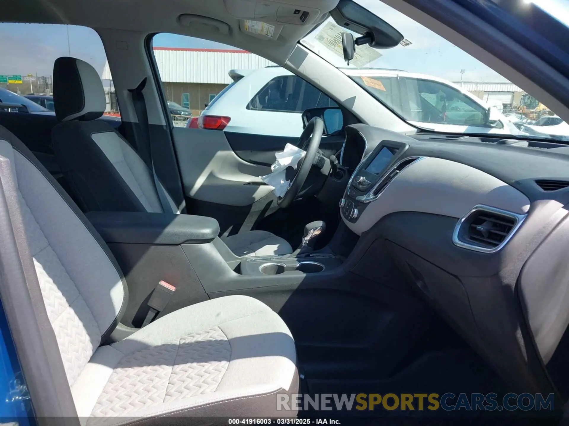 5 Photograph of a damaged car 3GNAXHEG7RL221848 CHEVROLET EQUINOX 2024