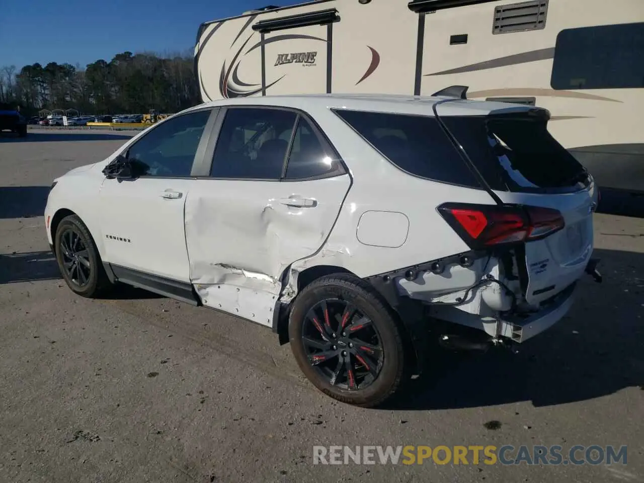 2 Photograph of a damaged car 3GNAXHEG7RL277739 CHEVROLET EQUINOX 2024