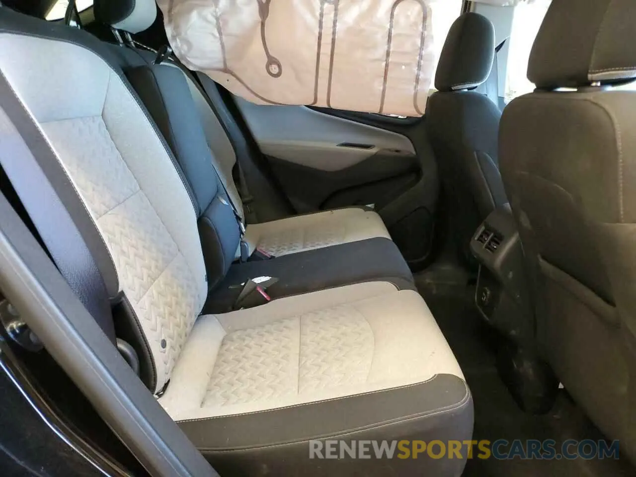 11 Photograph of a damaged car 3GNAXHEG7RL328799 CHEVROLET EQUINOX 2024