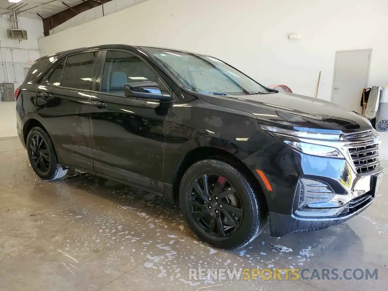 4 Photograph of a damaged car 3GNAXHEG7RL328799 CHEVROLET EQUINOX 2024