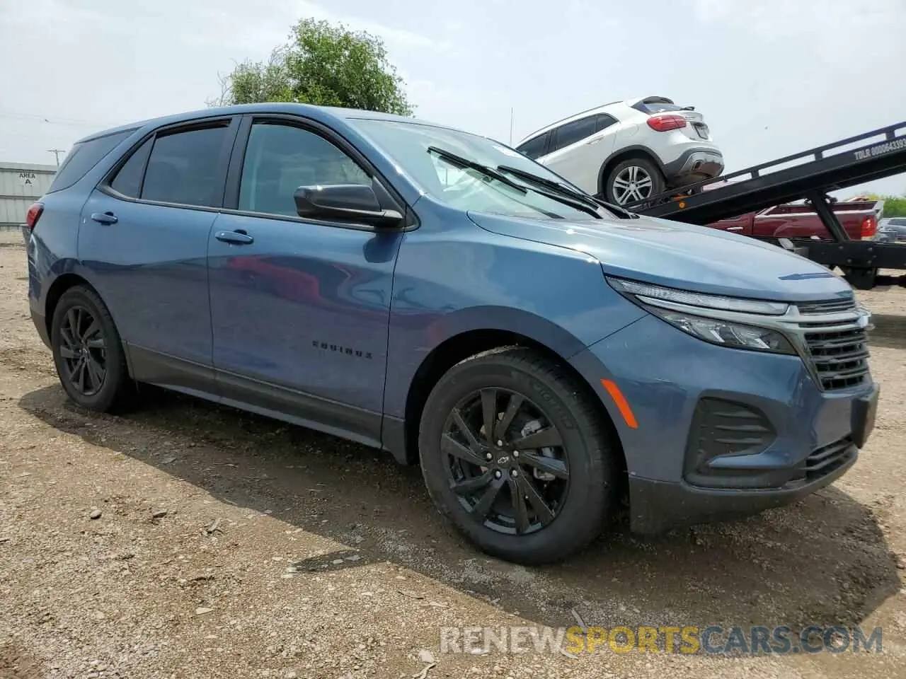 4 Photograph of a damaged car 3GNAXHEG7RL365108 CHEVROLET EQUINOX 2024