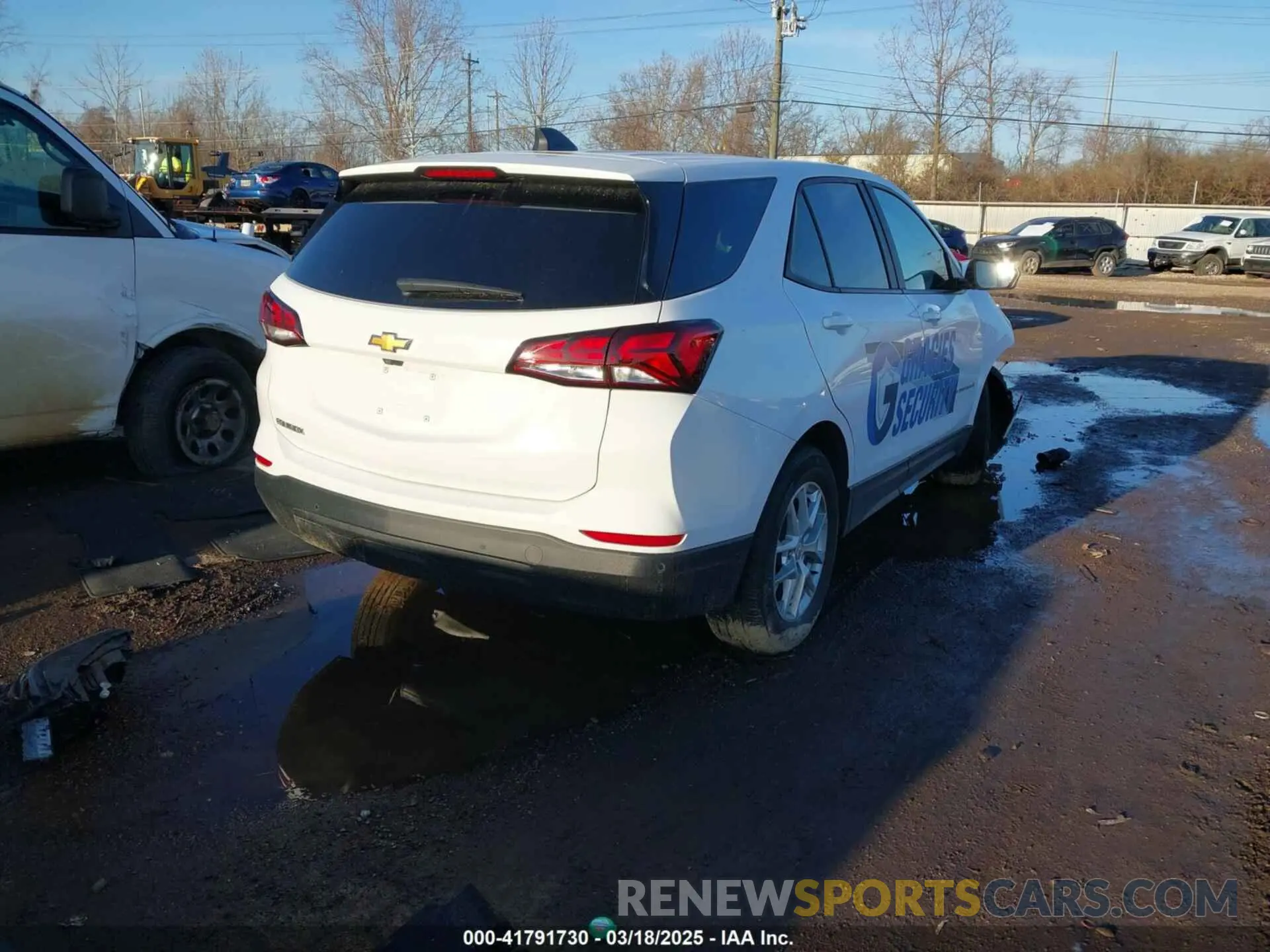 4 Photograph of a damaged car 3GNAXHEG8RL207201 CHEVROLET EQUINOX 2024