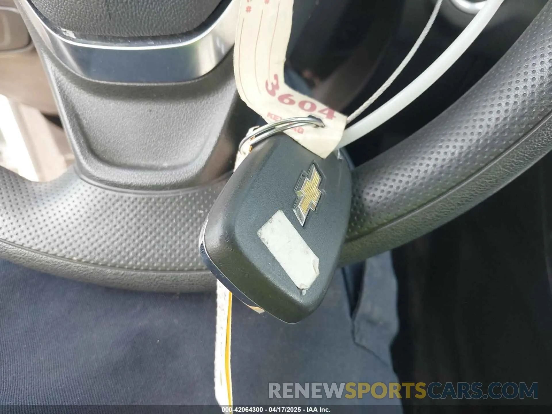 11 Photograph of a damaged car 3GNAXHEG8RL218005 CHEVROLET EQUINOX 2024