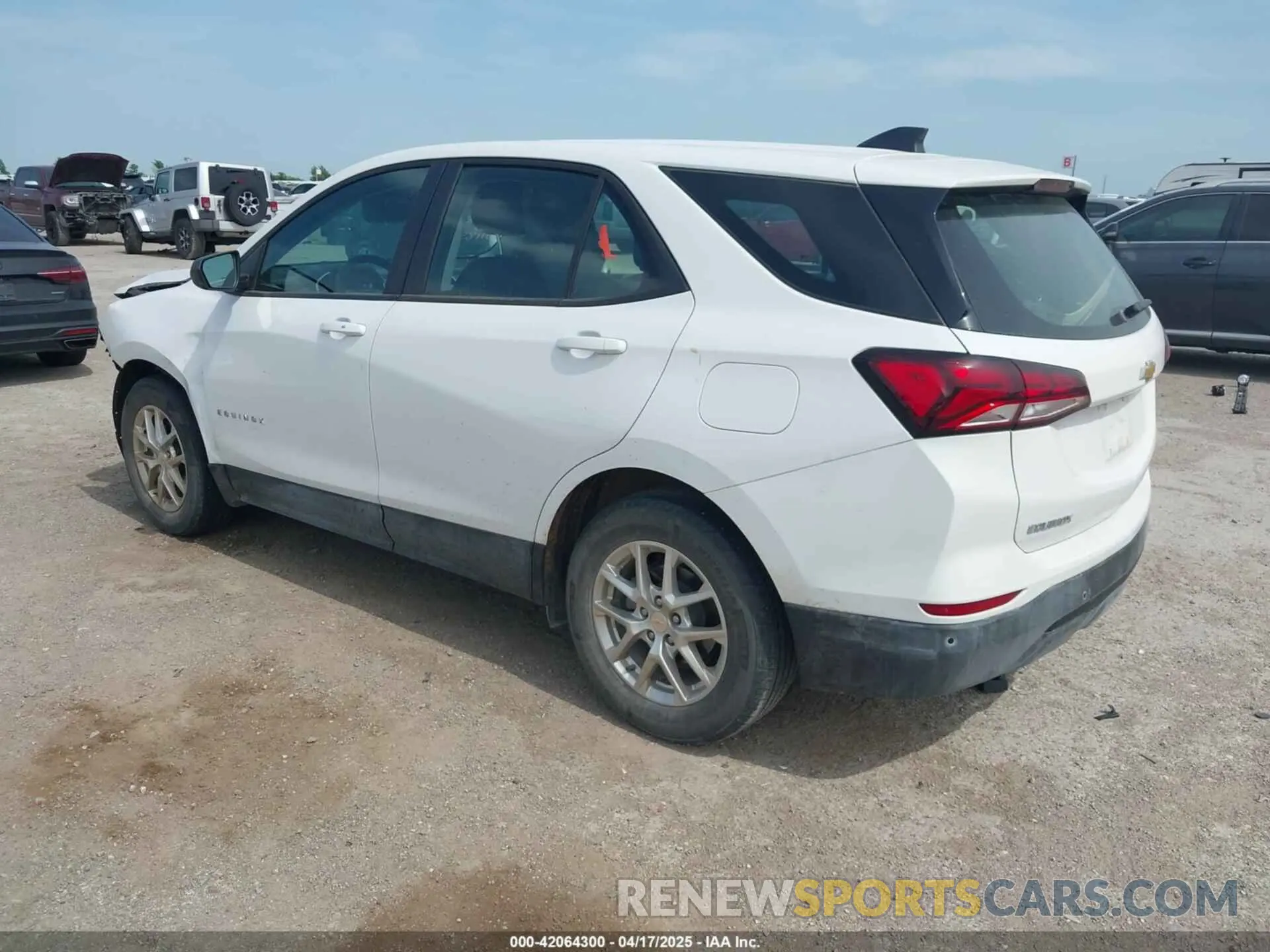 3 Photograph of a damaged car 3GNAXHEG8RL218005 CHEVROLET EQUINOX 2024