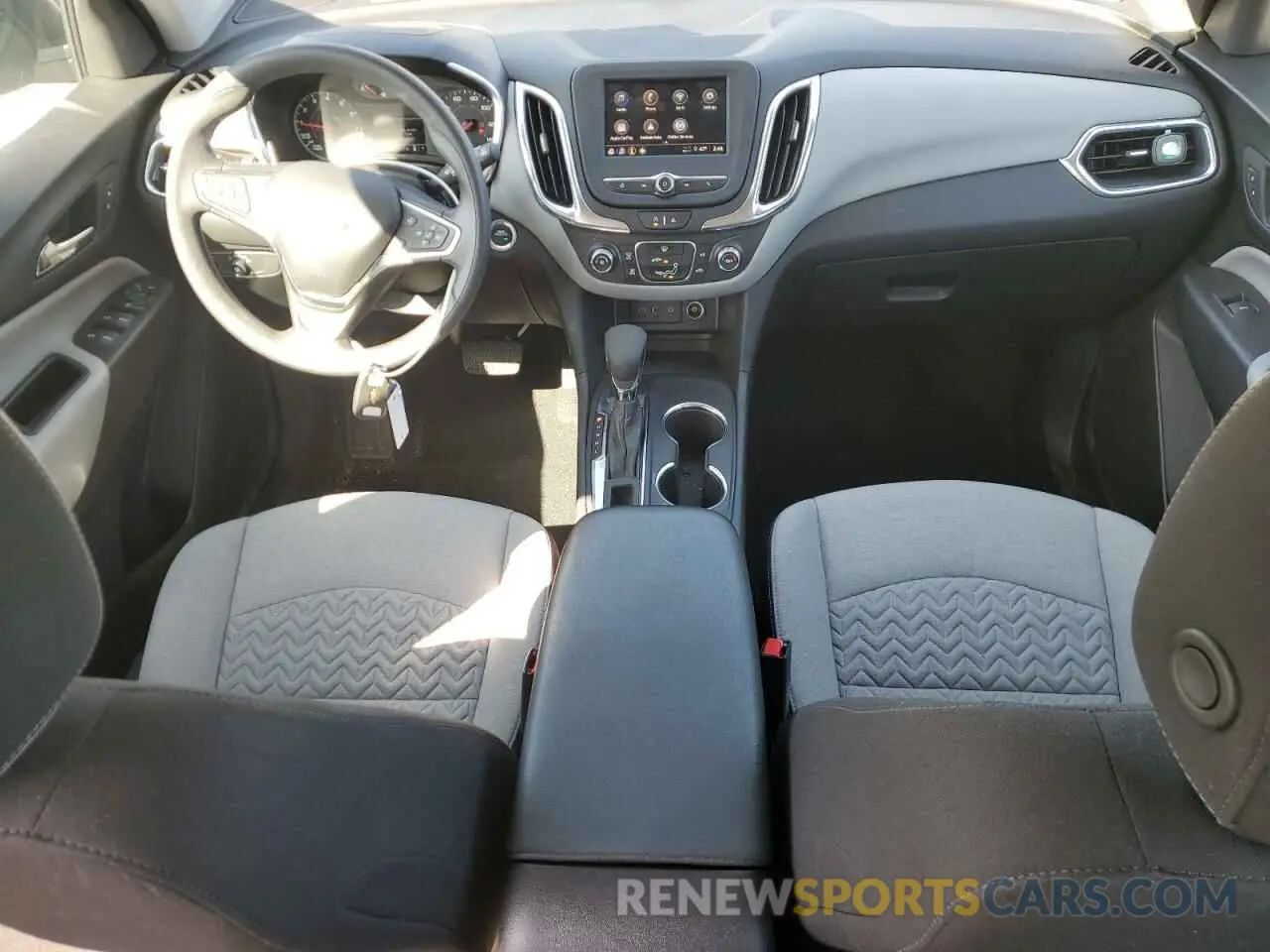8 Photograph of a damaged car 3GNAXHEG8RL228680 CHEVROLET EQUINOX 2024