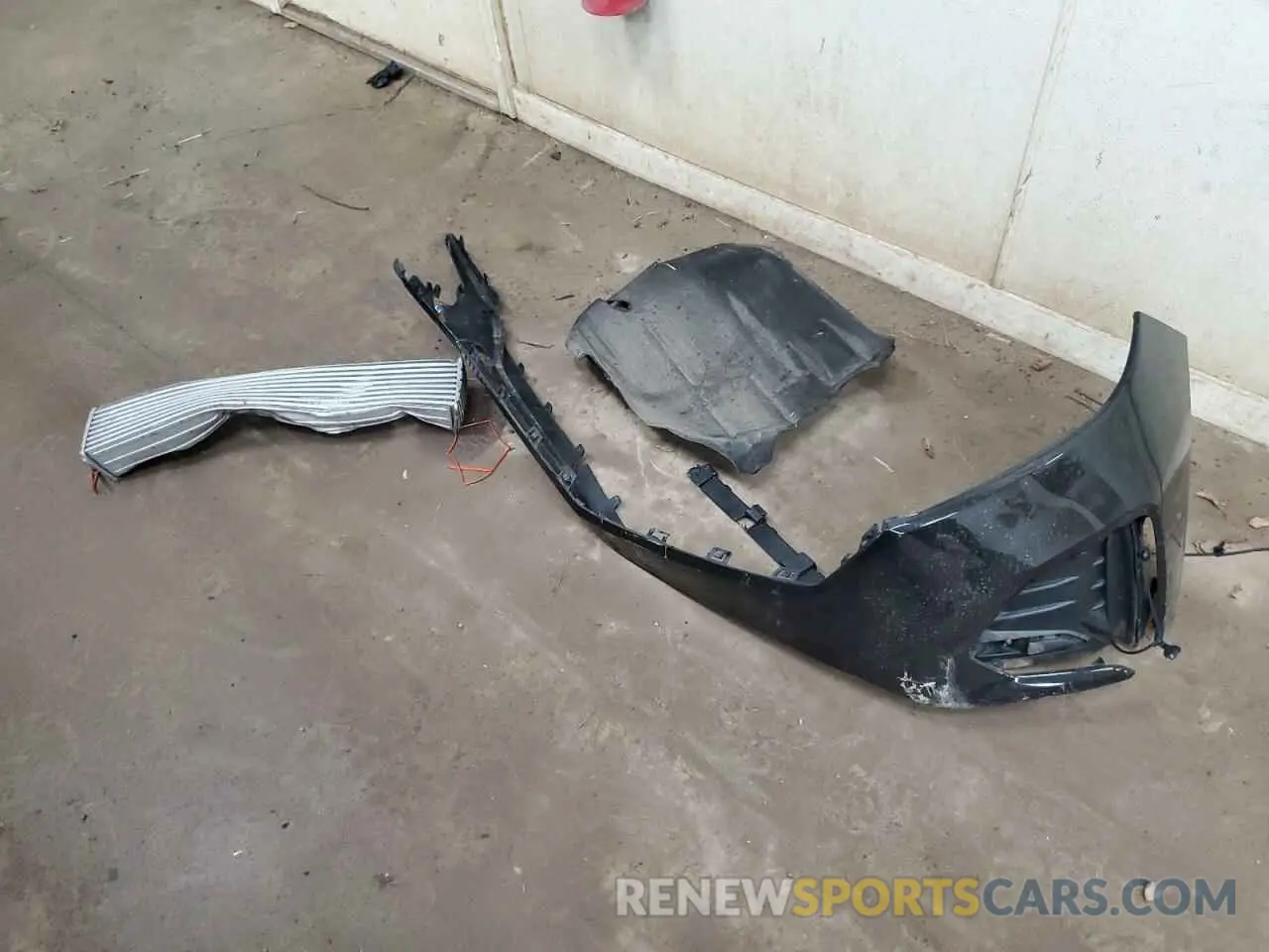 13 Photograph of a damaged car 3GNAXHEG9RL101095 CHEVROLET EQUINOX 2024