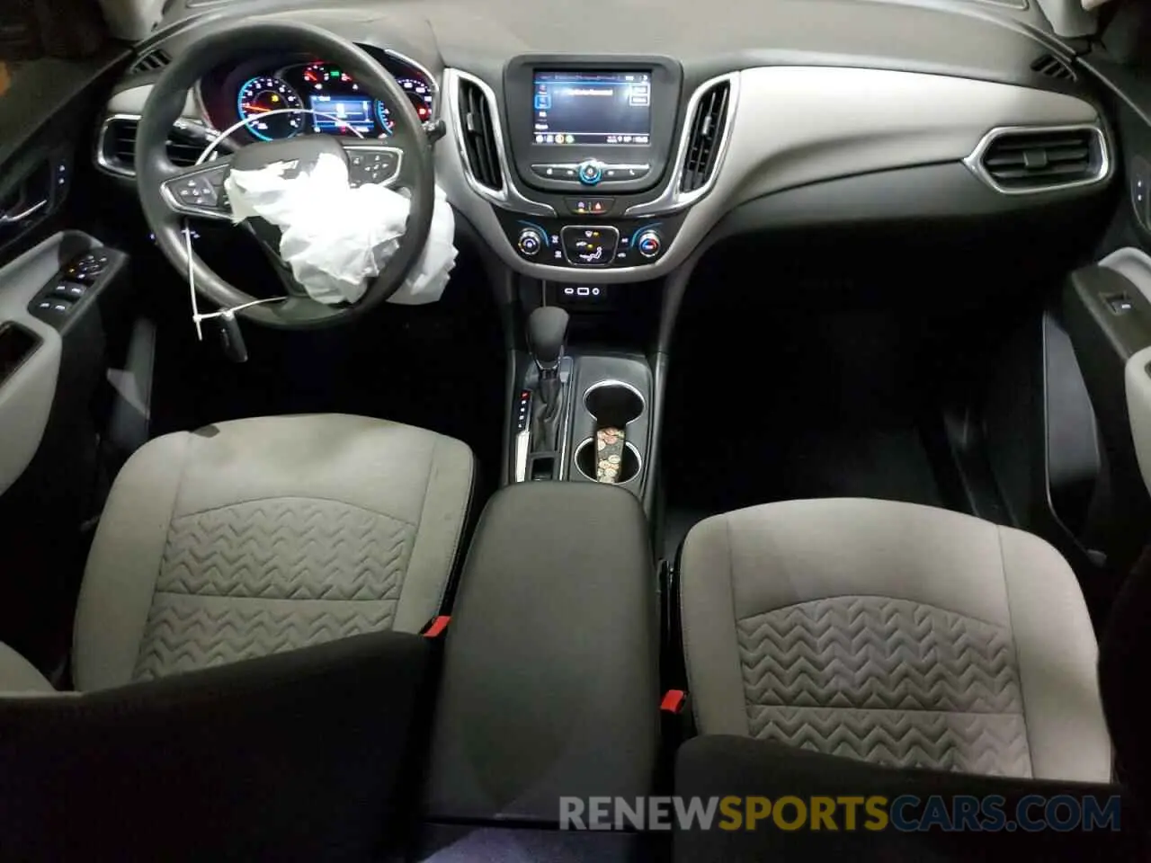 8 Photograph of a damaged car 3GNAXHEG9RL101095 CHEVROLET EQUINOX 2024