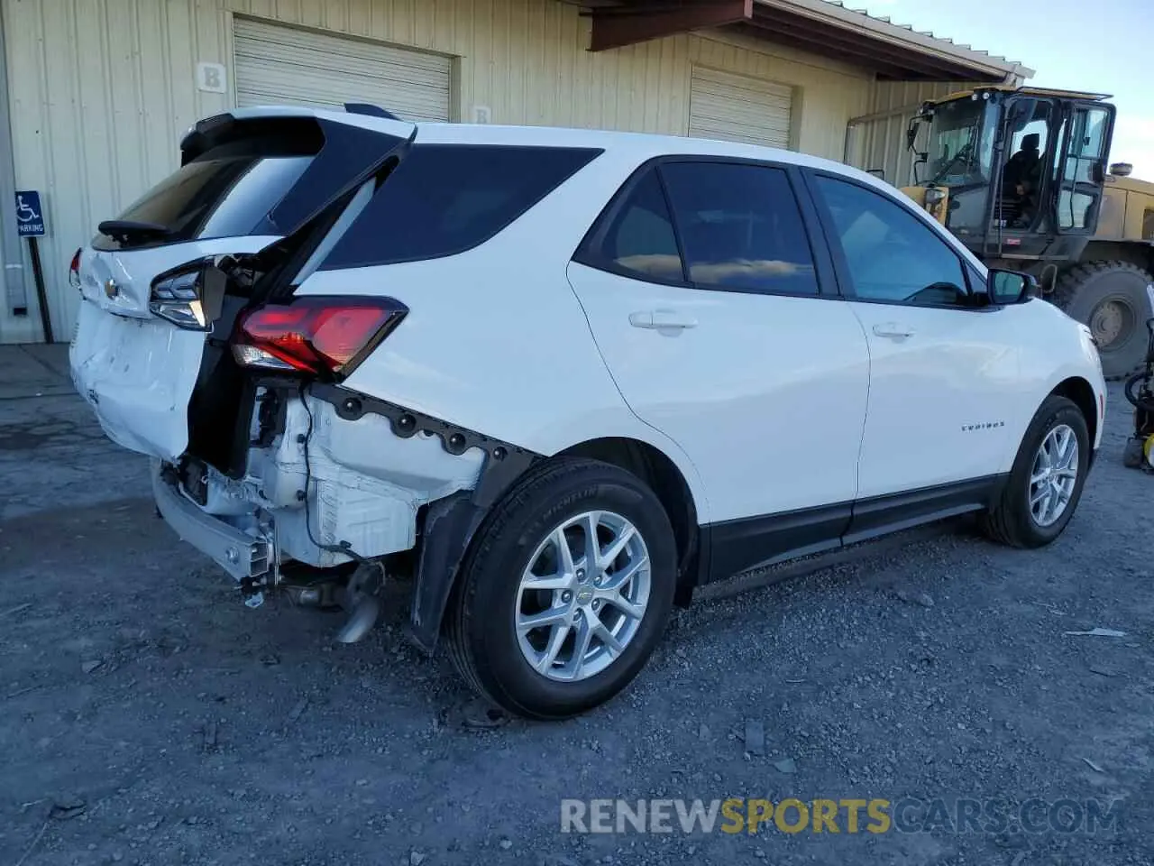 3 Photograph of a damaged car 3GNAXHEG9RL186679 CHEVROLET EQUINOX 2024