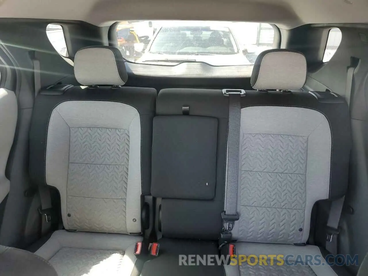 10 Photograph of a damaged car 3GNAXHEG9RL230826 CHEVROLET EQUINOX 2024