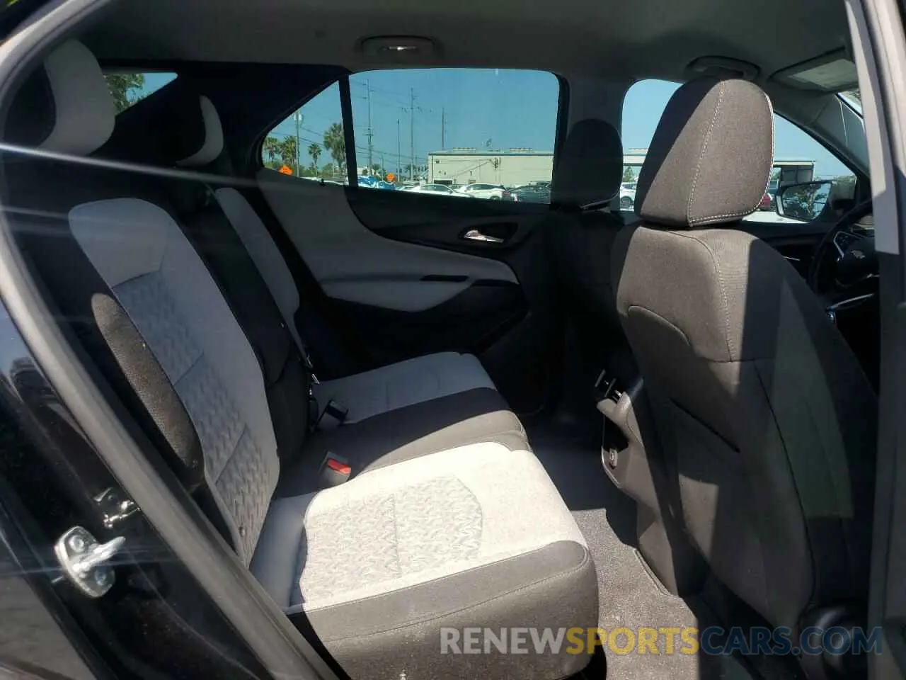 11 Photograph of a damaged car 3GNAXHEG9RL230826 CHEVROLET EQUINOX 2024