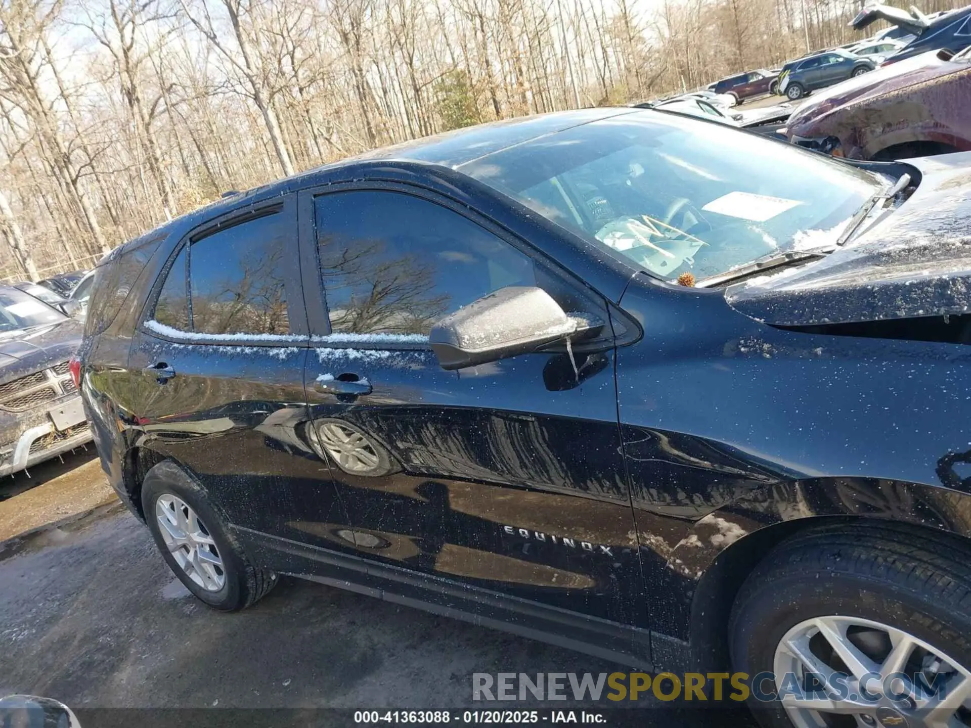 13 Photograph of a damaged car 3GNAXHEGXRL143825 CHEVROLET EQUINOX 2024