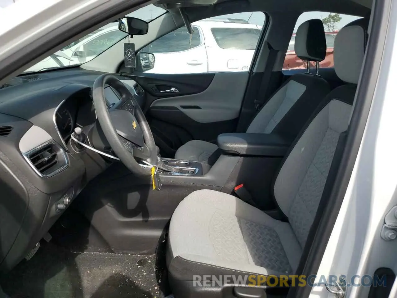 7 Photograph of a damaged car 3GNAXHEGXRL161547 CHEVROLET EQUINOX 2024
