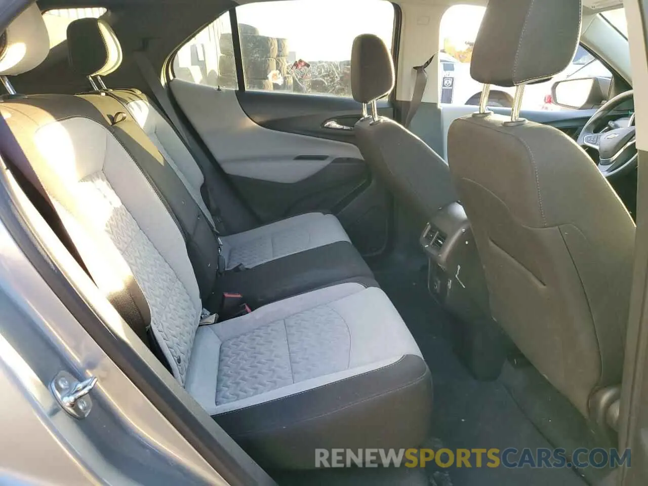 11 Photograph of a damaged car 3GNAXHEGXRL247487 CHEVROLET EQUINOX 2024