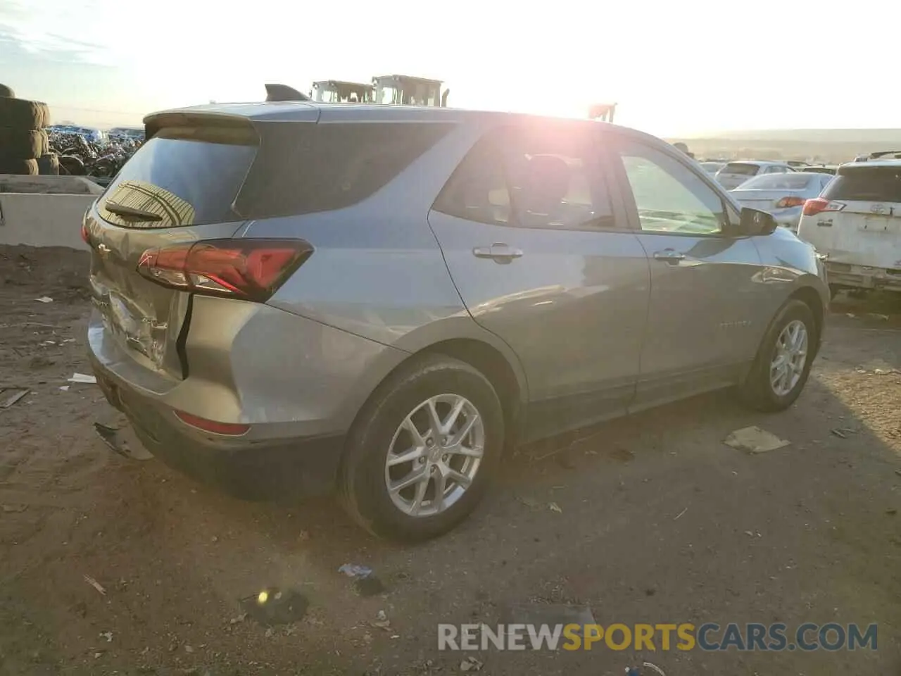3 Photograph of a damaged car 3GNAXHEGXRL247487 CHEVROLET EQUINOX 2024