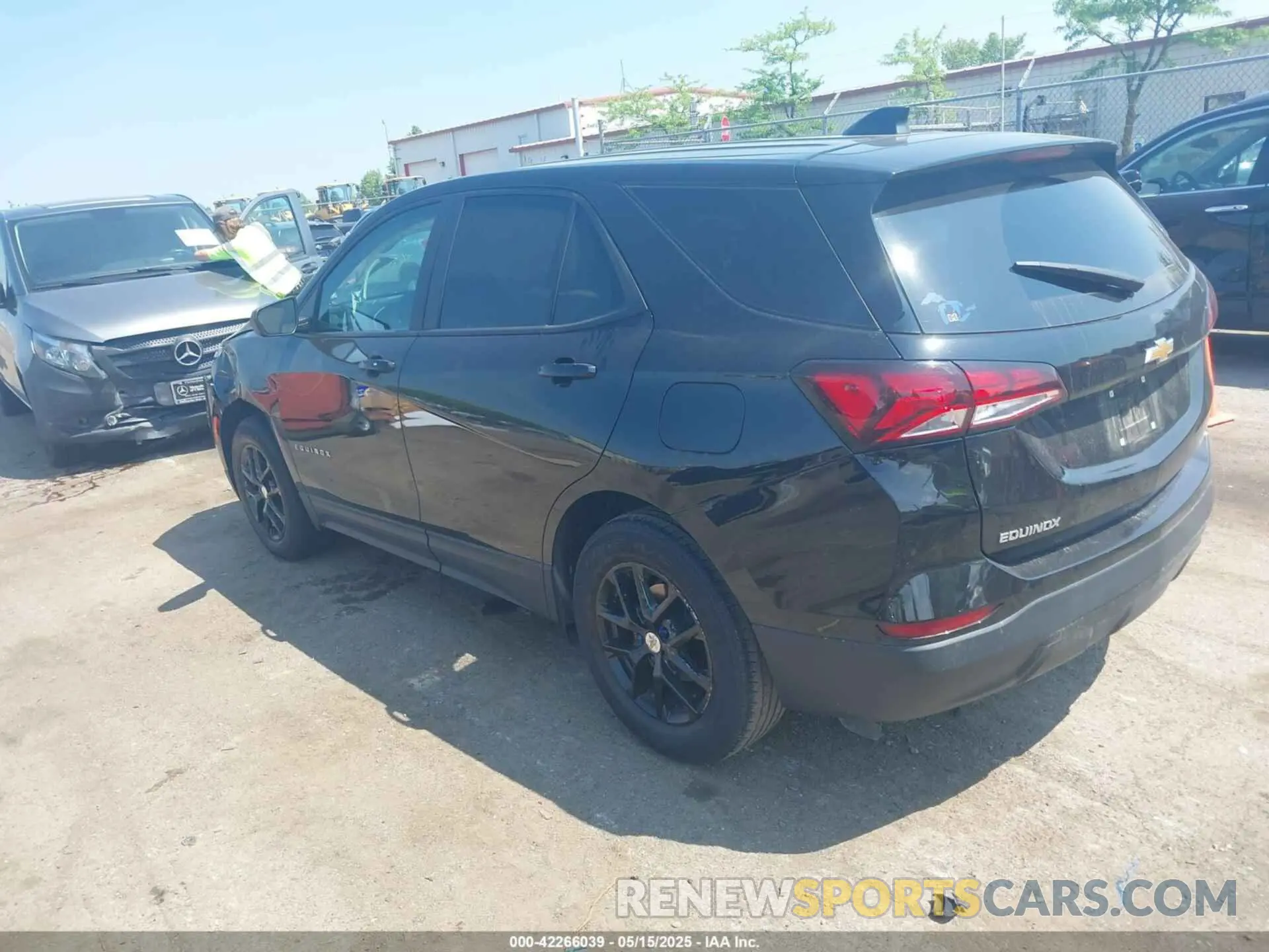 3 Photograph of a damaged car 3GNAXHEGXRL305176 CHEVROLET EQUINOX 2024