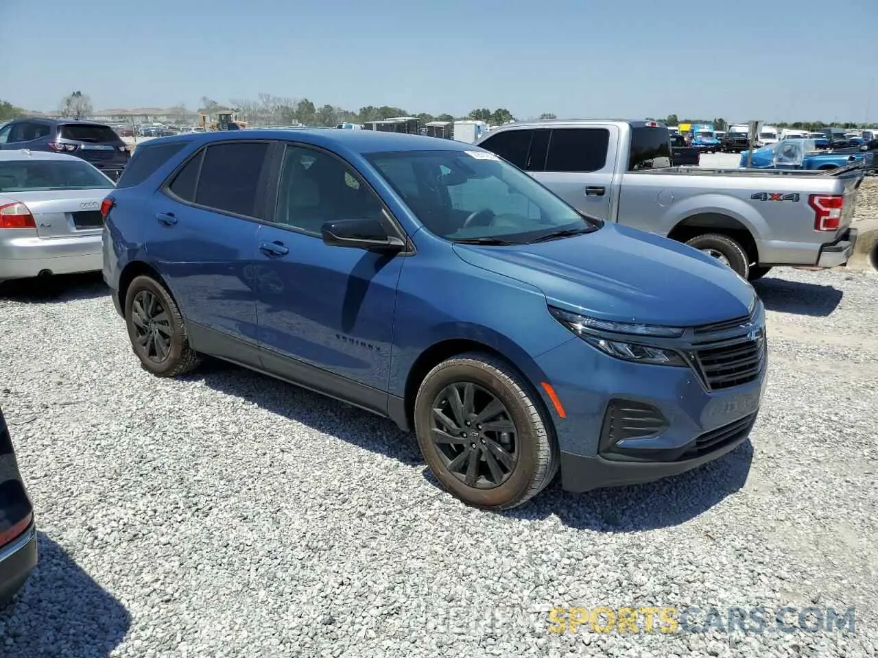 4 Photograph of a damaged car 3GNAXHEGXRL366740 CHEVROLET EQUINOX 2024