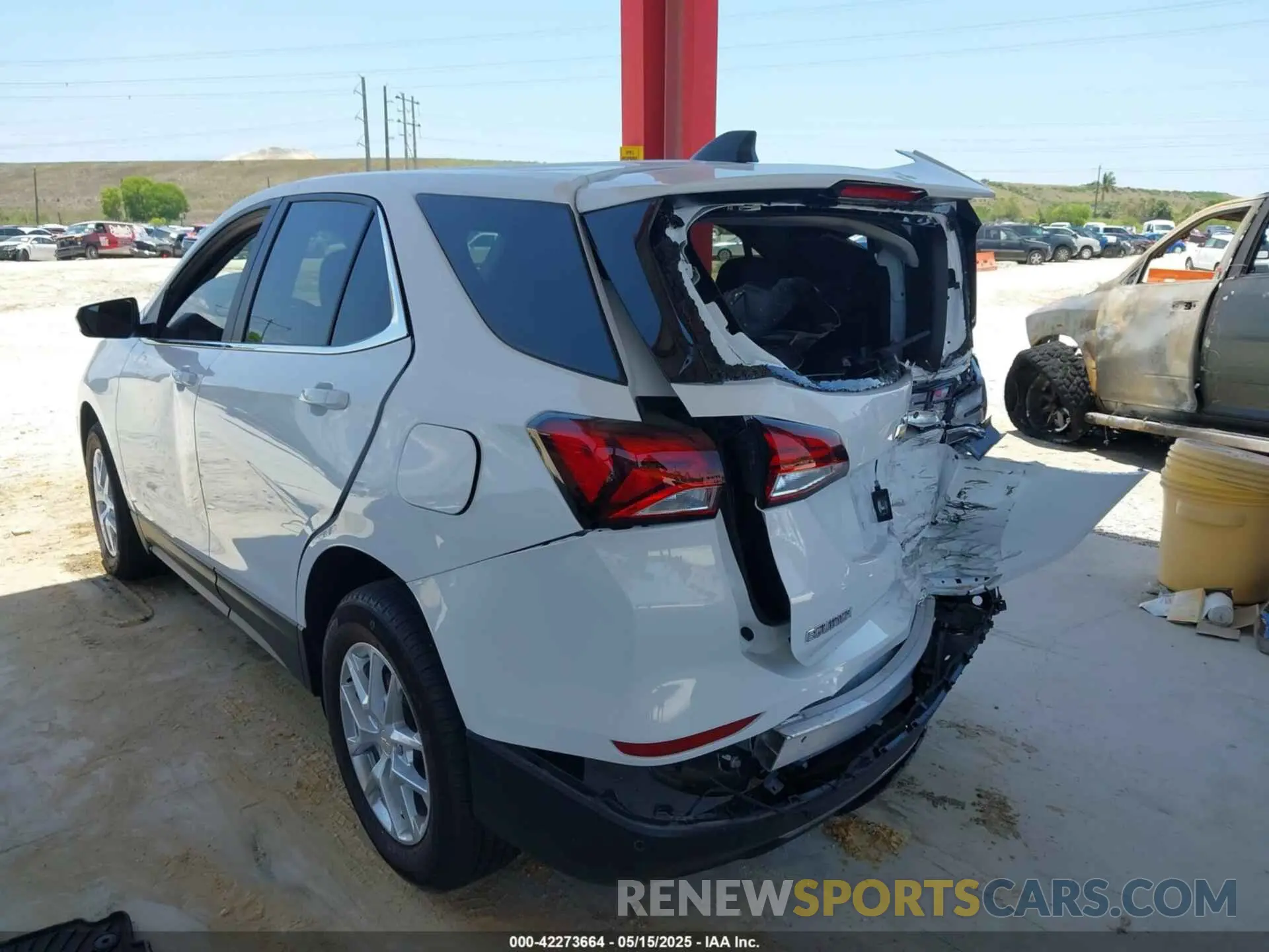3 Photograph of a damaged car 3GNAXJEG5RL305450 CHEVROLET EQUINOX 2024