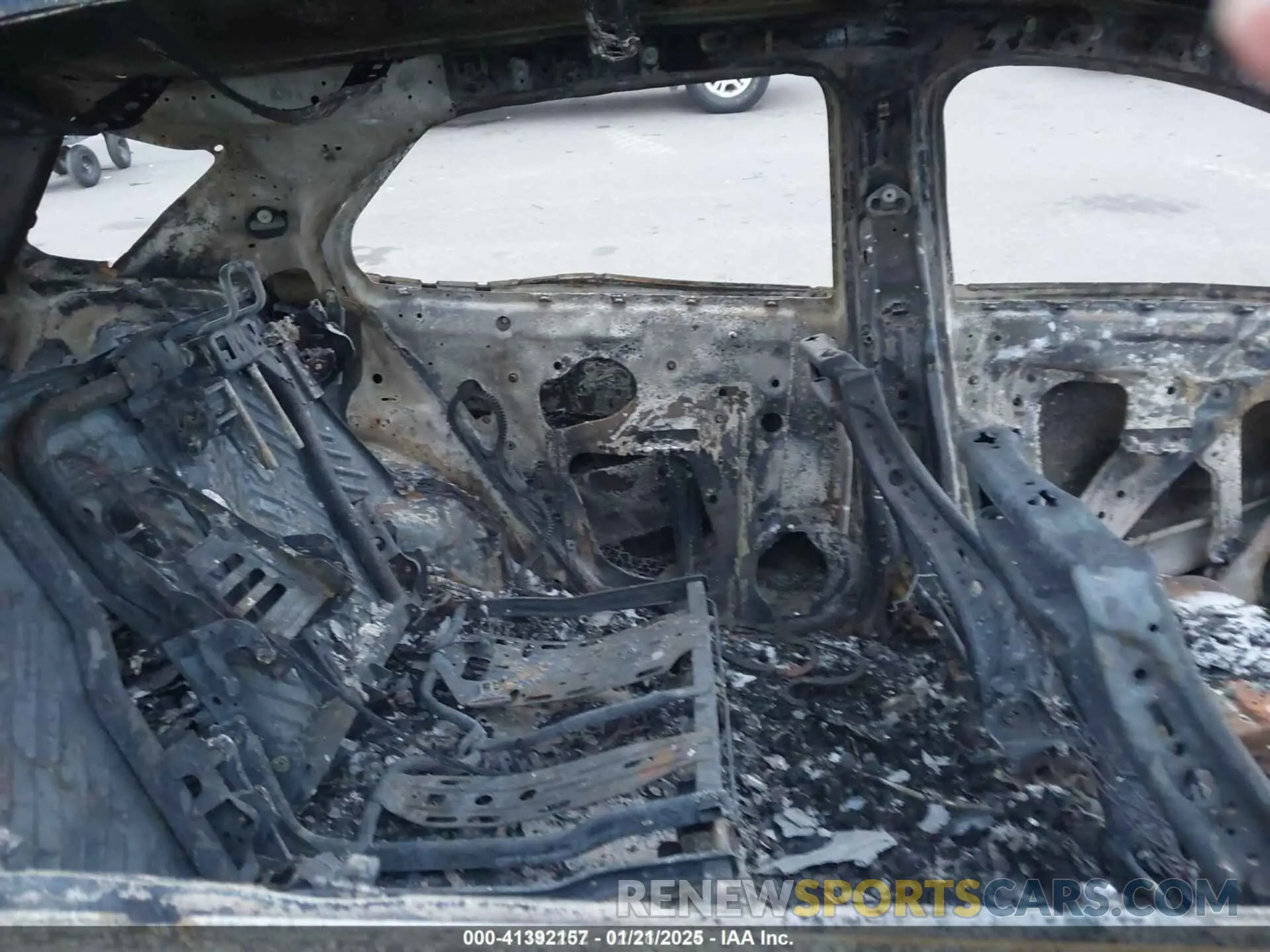 8 Photograph of a damaged car 3GNAXJEG6RS230117 CHEVROLET EQUINOX 2024
