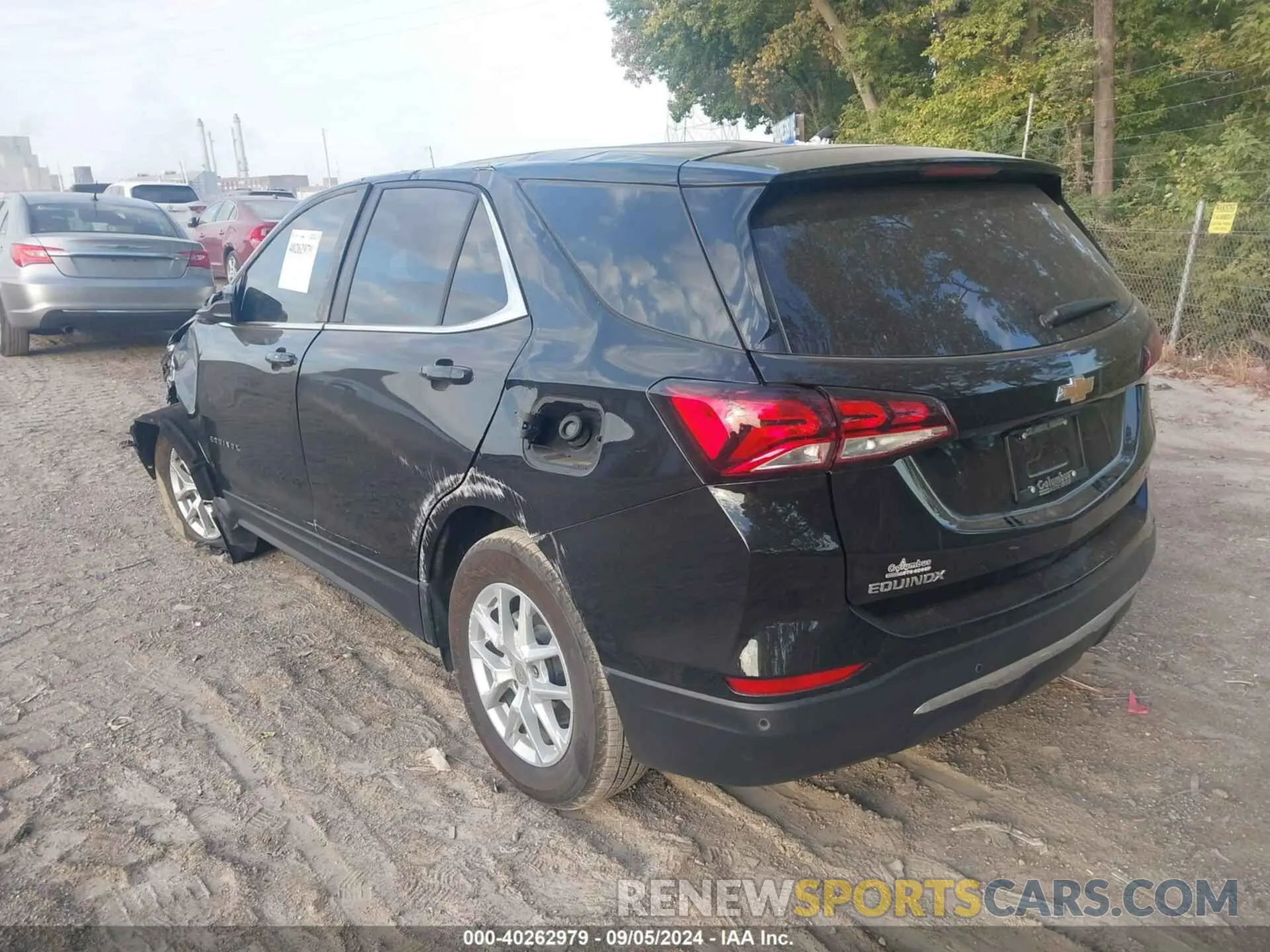 3 Photograph of a damaged car 3GNAXKEG0RL212910 CHEVROLET EQUINOX 2024