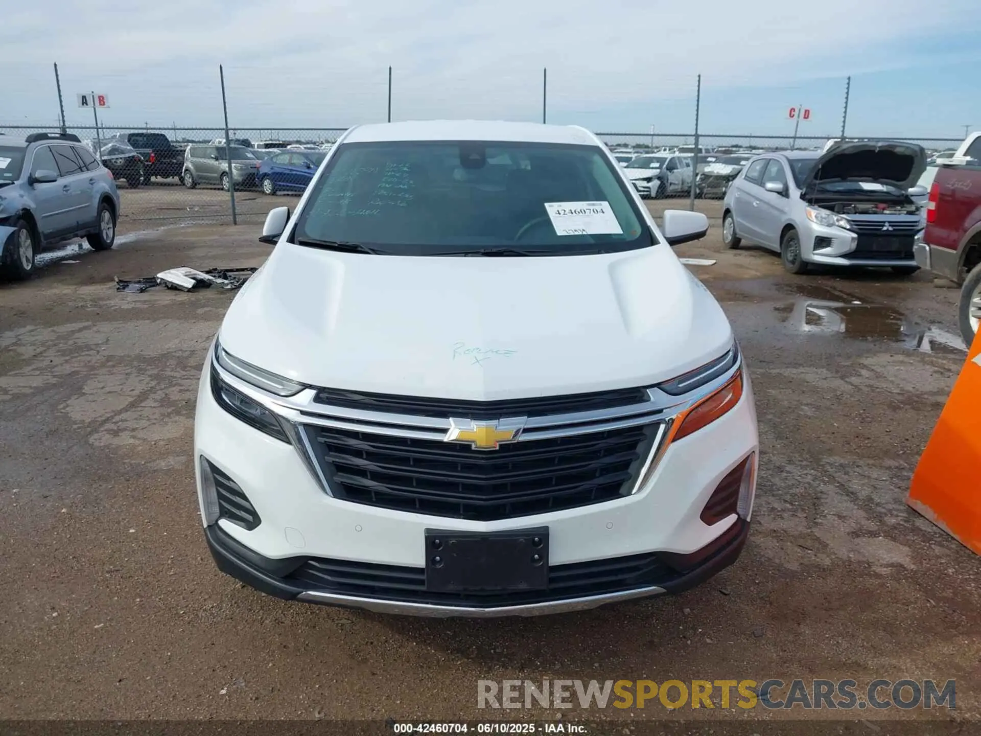 12 Photograph of a damaged car 3GNAXKEG0RL348020 CHEVROLET EQUINOX 2024