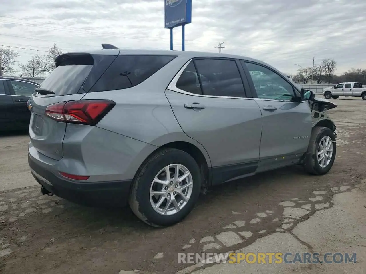 3 Photograph of a damaged car 3GNAXKEG0RS154481 CHEVROLET EQUINOX 2024