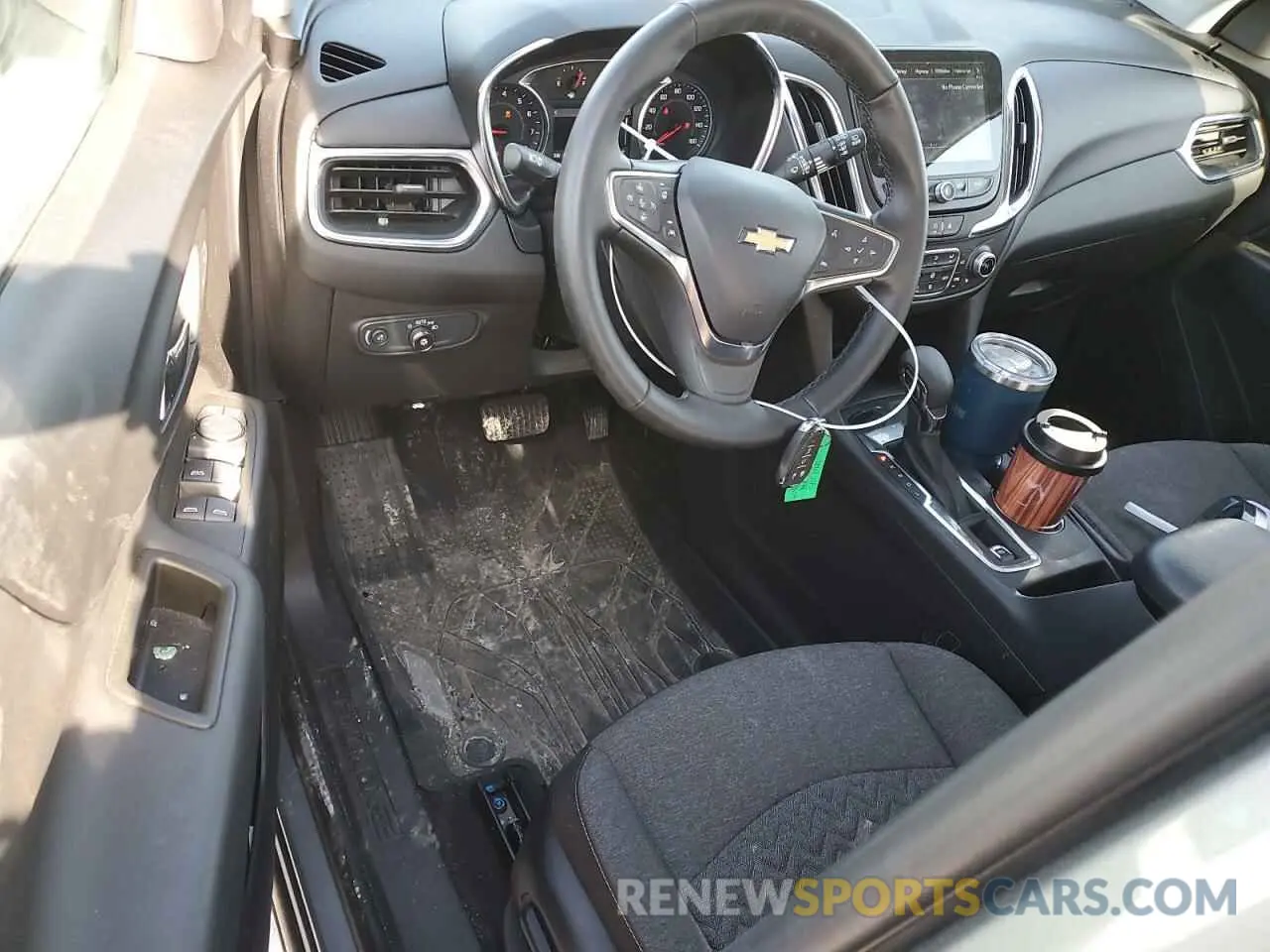 8 Photograph of a damaged car 3GNAXKEG0RS232998 CHEVROLET EQUINOX 2024