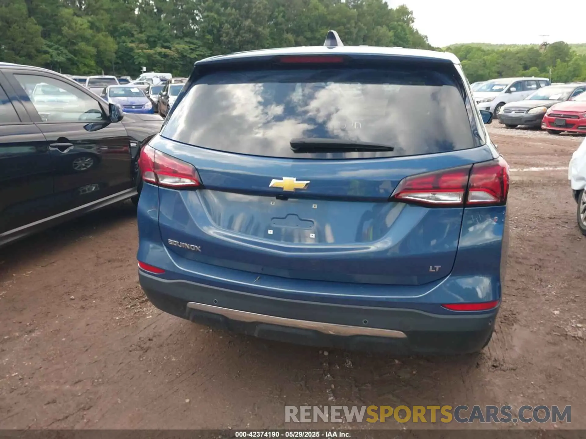 16 Photograph of a damaged car 3GNAXKEG1RL183868 CHEVROLET EQUINOX 2024