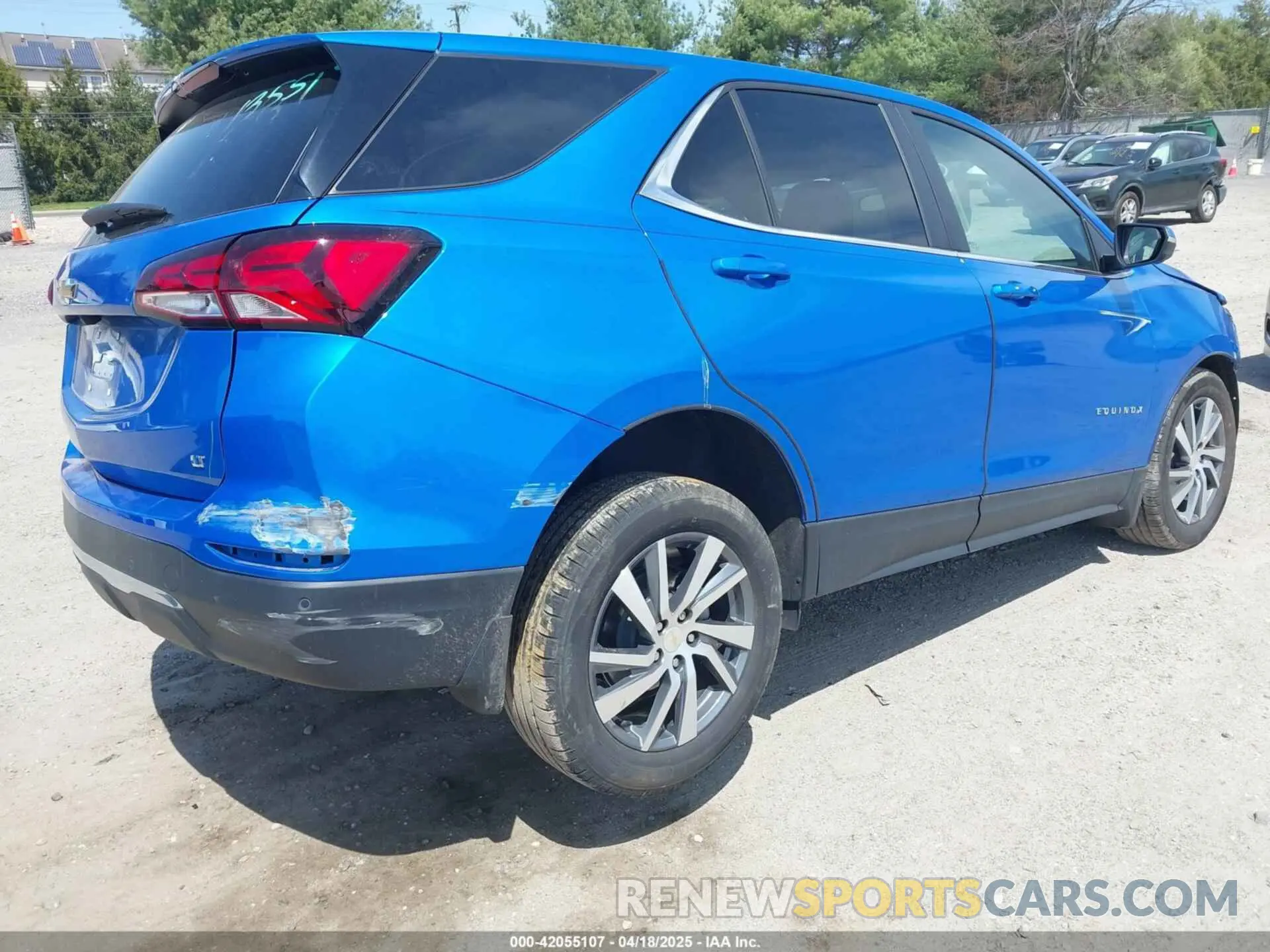 4 Photograph of a damaged car 3GNAXKEG1RS140640 CHEVROLET EQUINOX 2024