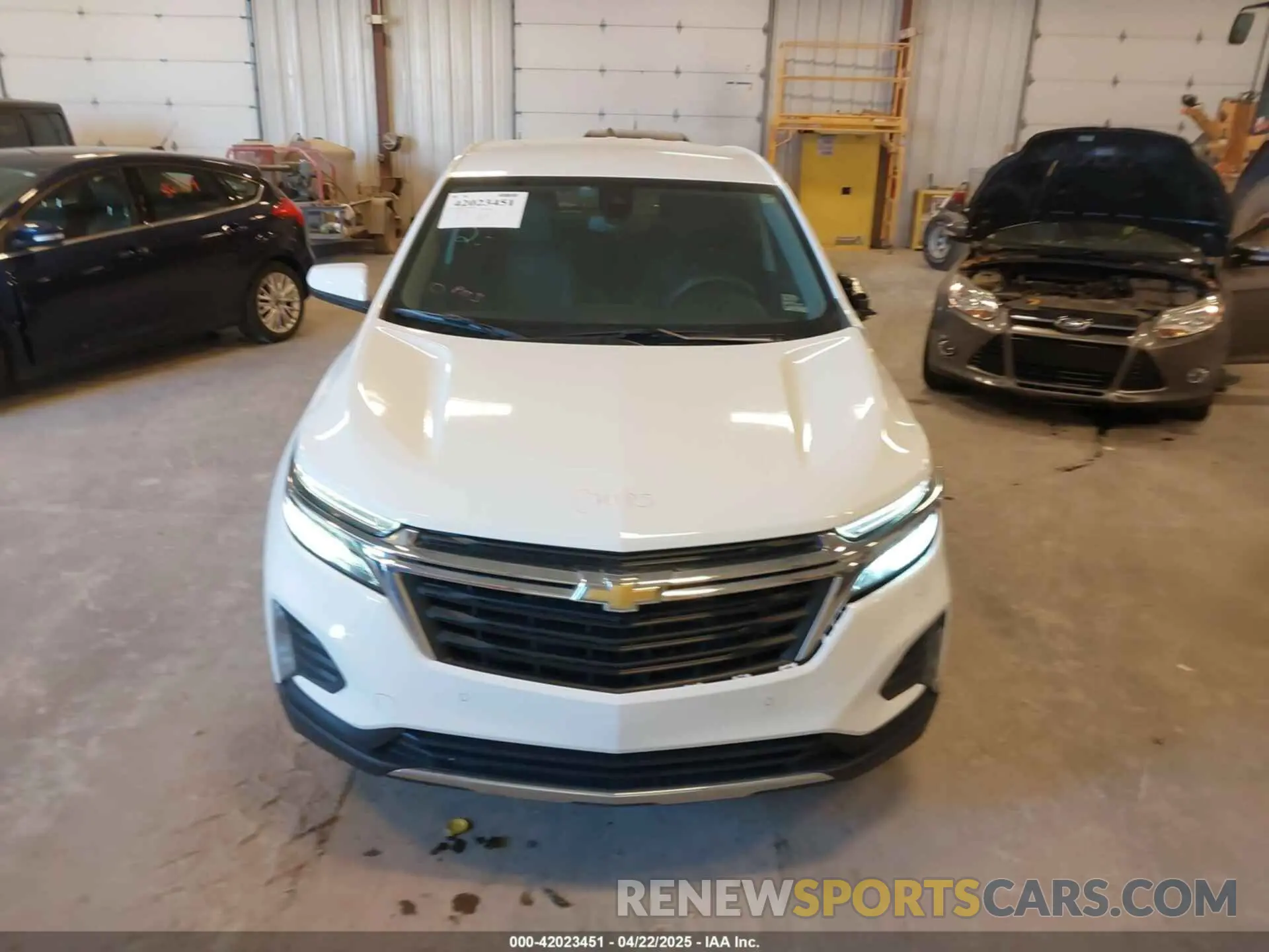 12 Photograph of a damaged car 3GNAXKEG1RS151864 CHEVROLET EQUINOX 2024