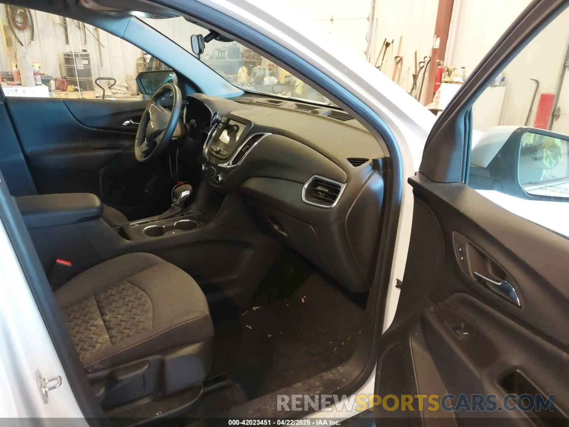 5 Photograph of a damaged car 3GNAXKEG1RS151864 CHEVROLET EQUINOX 2024