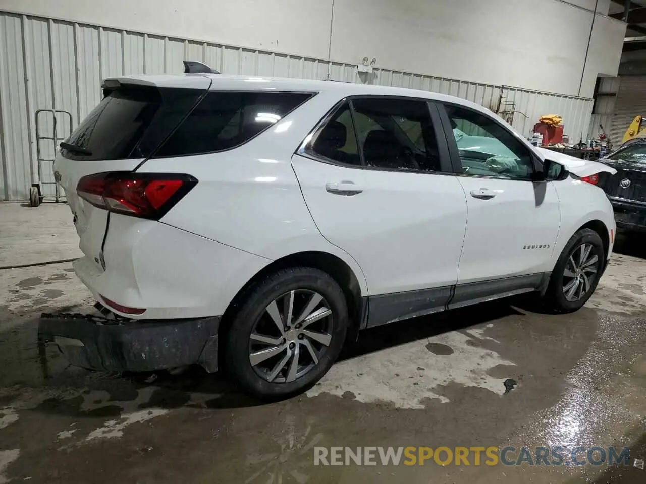 3 Photograph of a damaged car 3GNAXKEG1RS207589 CHEVROLET EQUINOX 2024