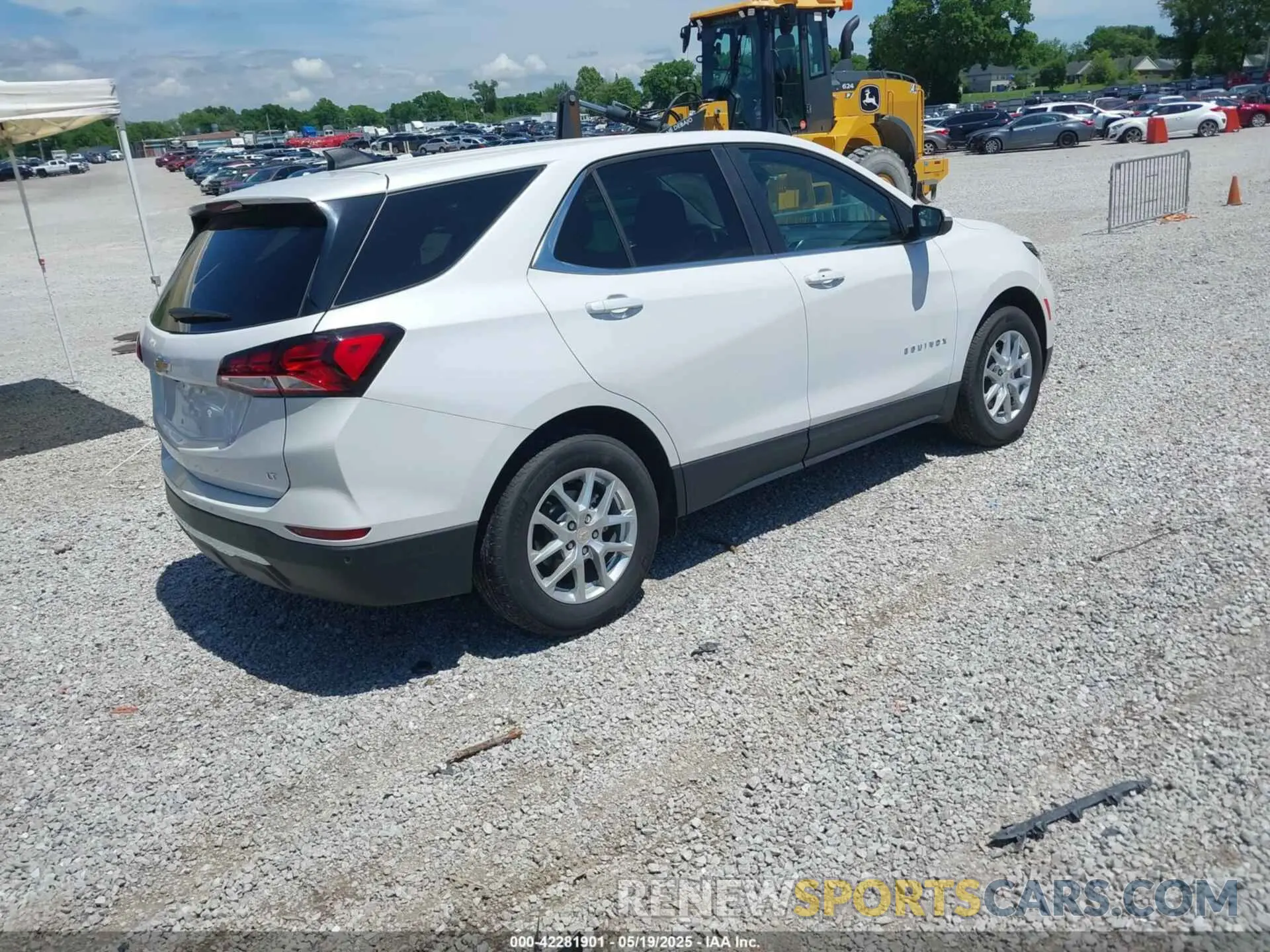 4 Photograph of a damaged car 3GNAXKEG2RL242152 CHEVROLET EQUINOX 2024
