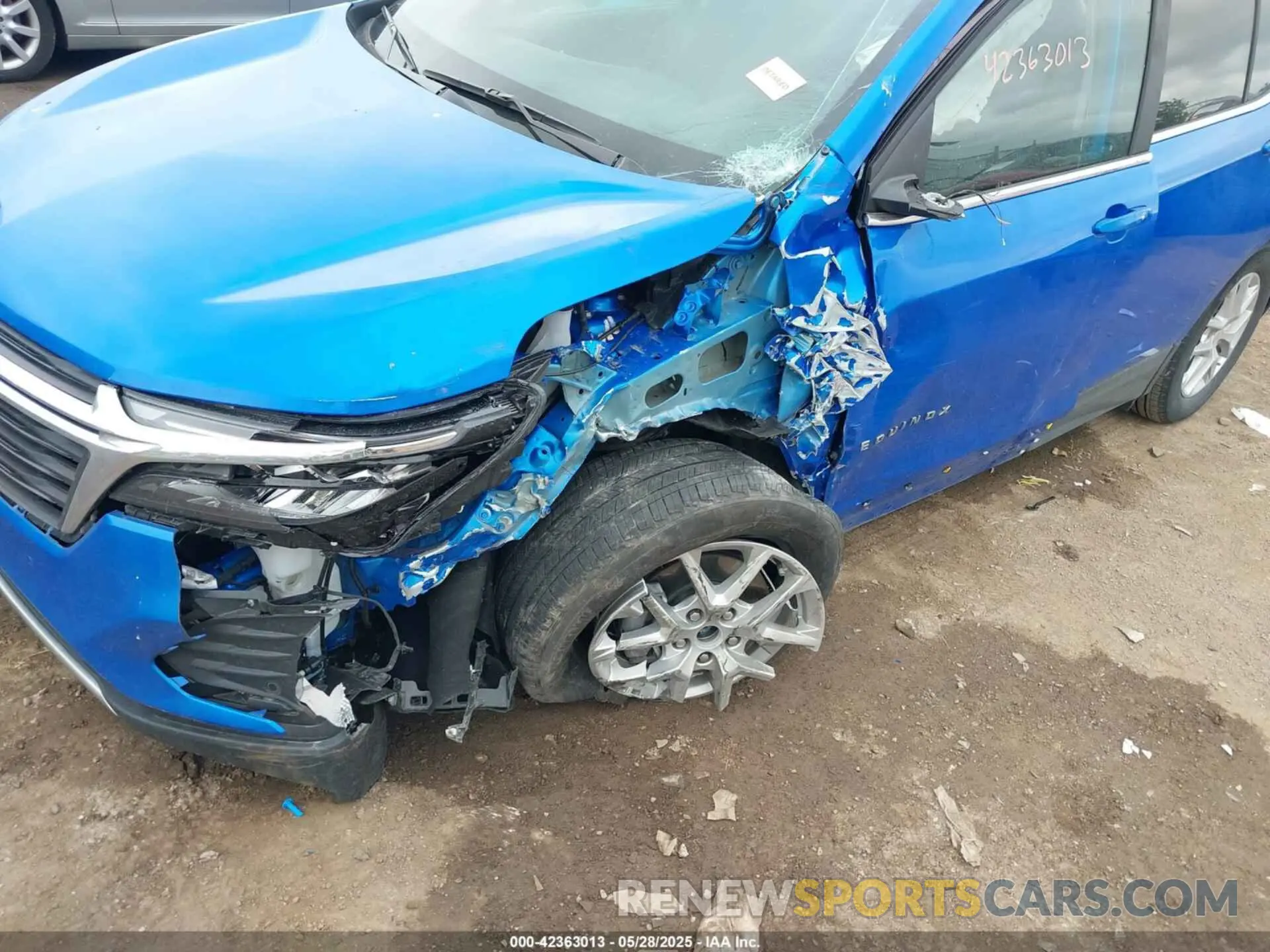 6 Photograph of a damaged car 3GNAXKEG2RL264815 CHEVROLET EQUINOX 2024