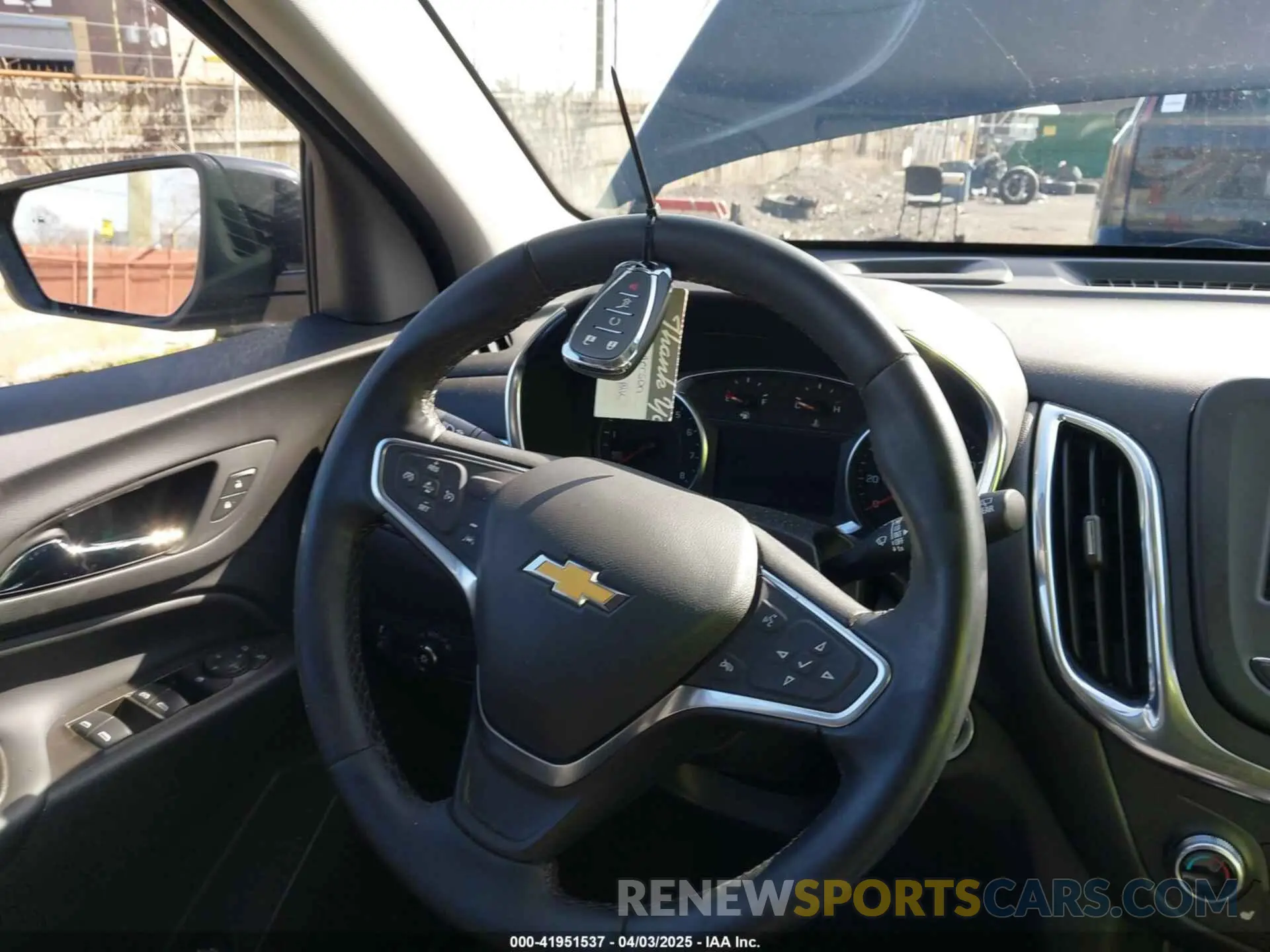 11 Photograph of a damaged car 3GNAXKEG2RL305850 CHEVROLET EQUINOX 2024