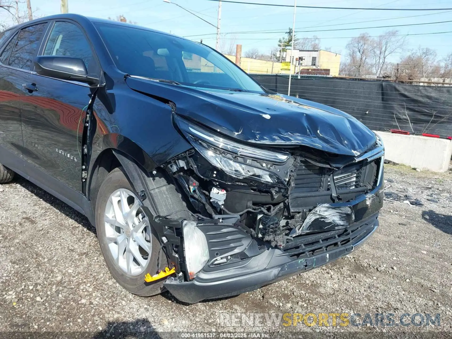 17 Photograph of a damaged car 3GNAXKEG2RL305850 CHEVROLET EQUINOX 2024