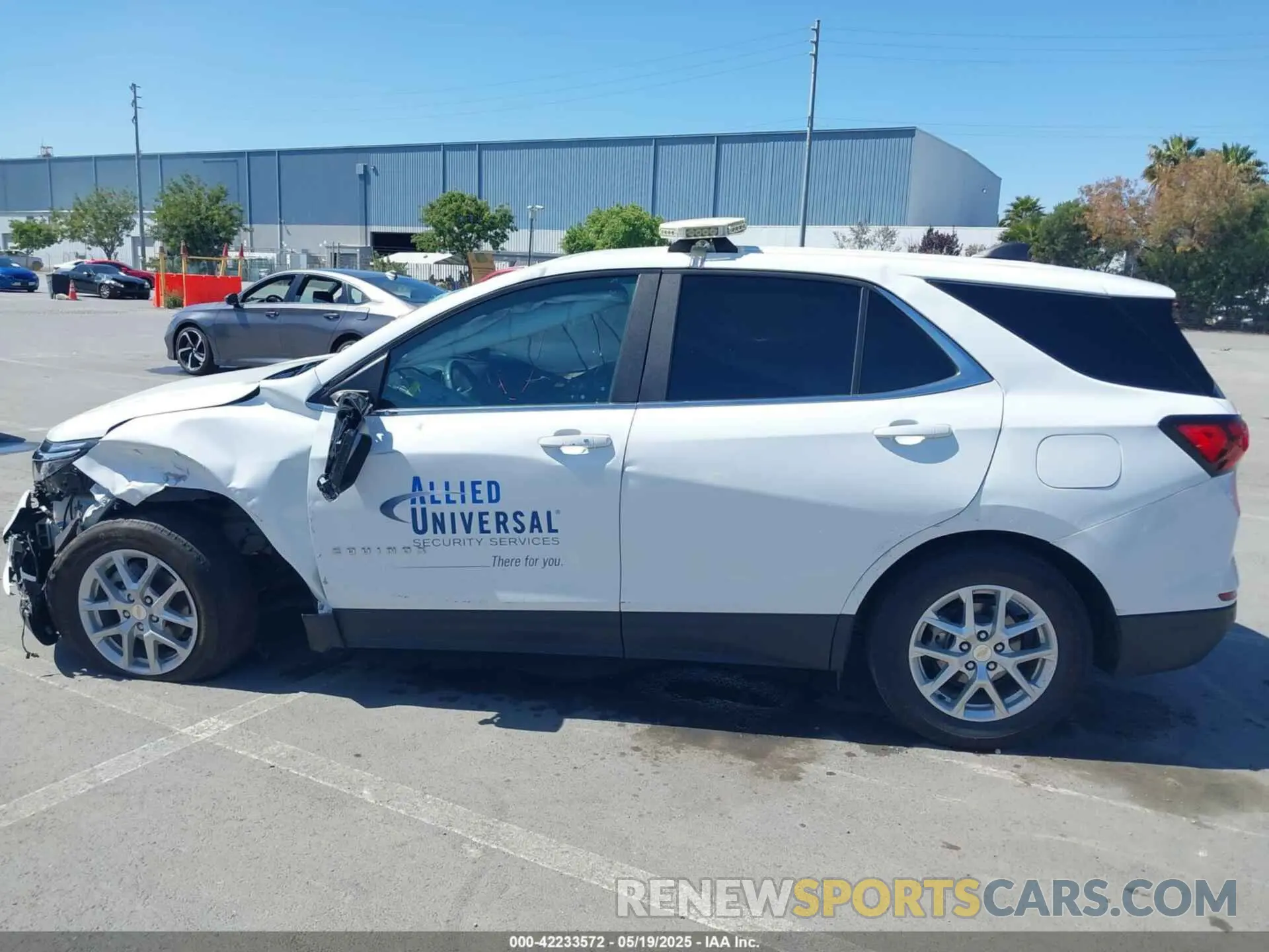 14 Photograph of a damaged car 3GNAXKEG2RS105279 CHEVROLET EQUINOX 2024