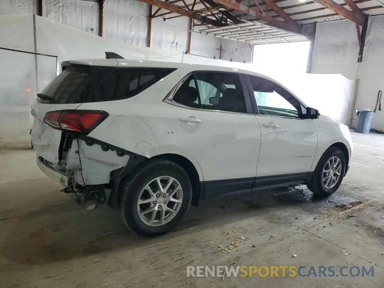 3 Photograph of a damaged car 3GNAXKEG2RS235479 CHEVROLET EQUINOX 2024