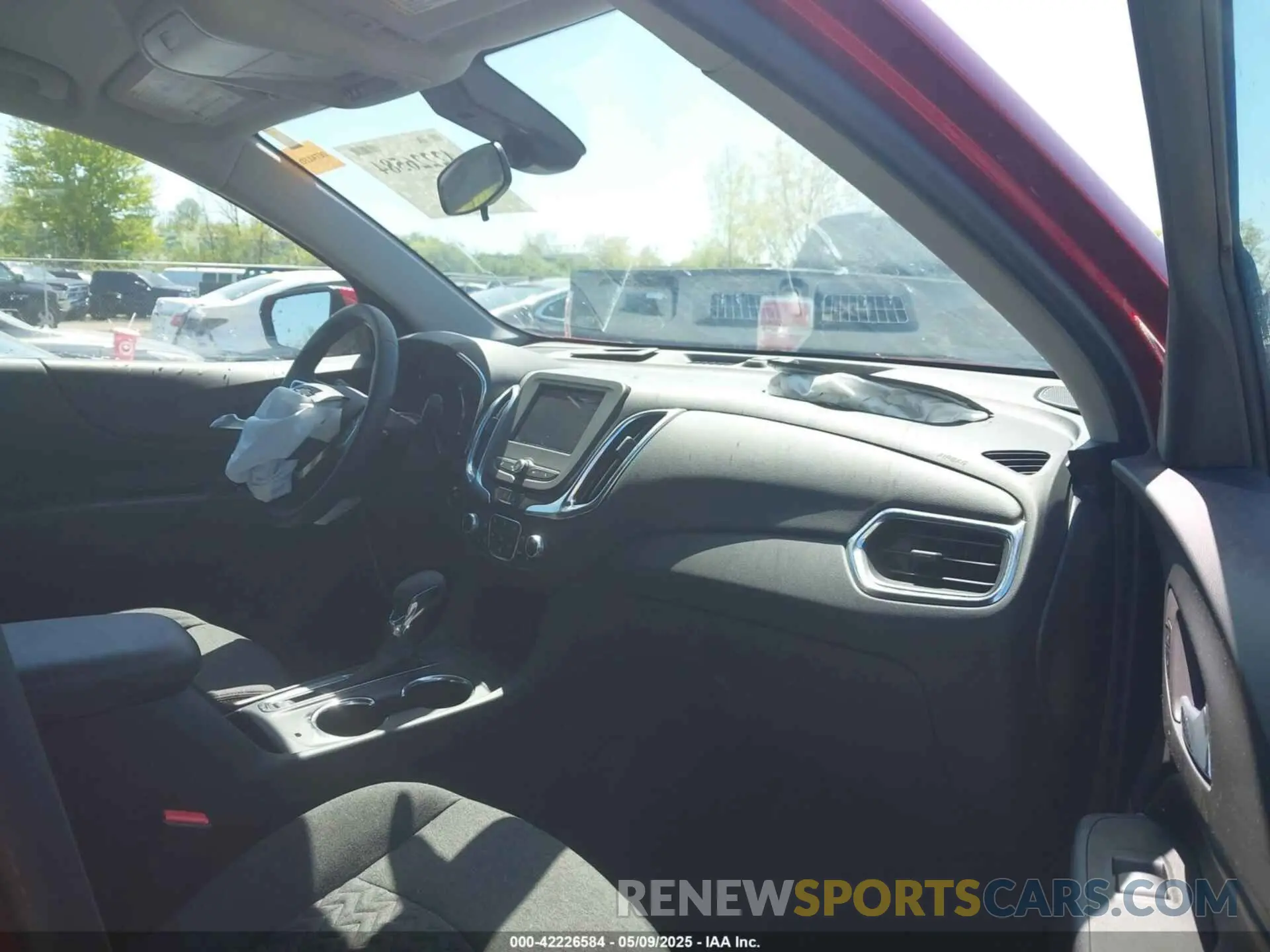 5 Photograph of a damaged car 3GNAXKEG3RS132829 CHEVROLET EQUINOX 2024