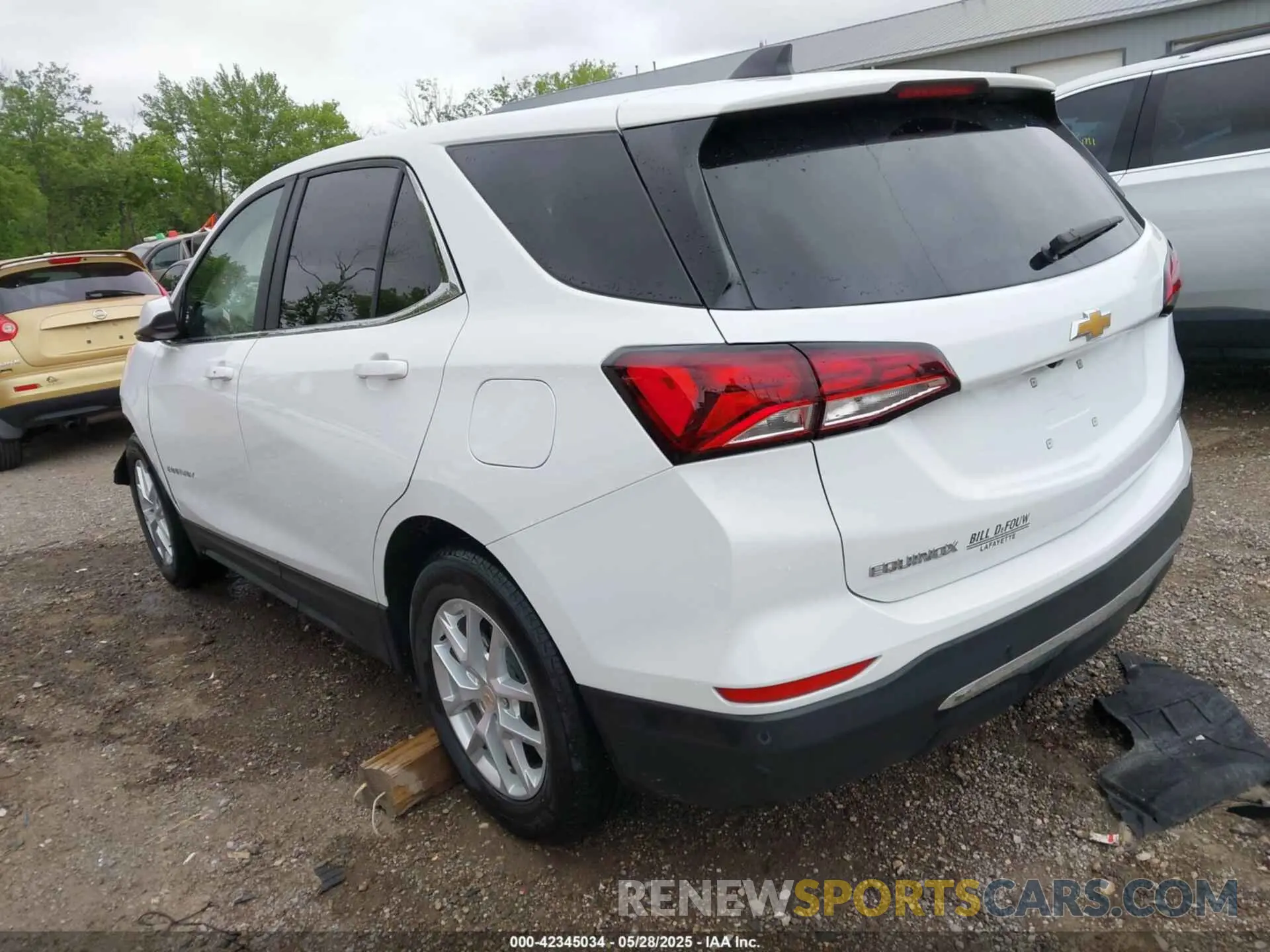 3 Photograph of a damaged car 3GNAXKEG3RS167998 CHEVROLET EQUINOX 2024