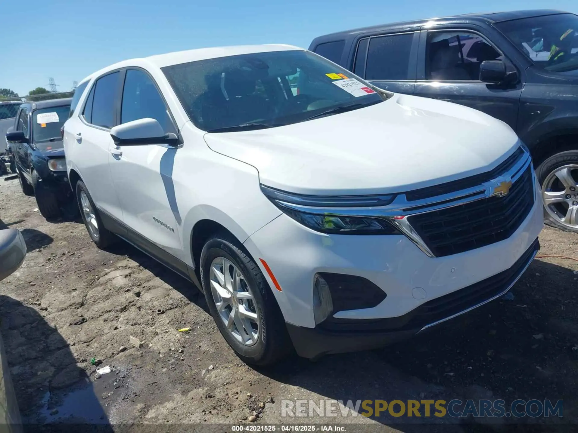 1 Photograph of a damaged car 3GNAXKEG3RS232431 CHEVROLET EQUINOX 2024